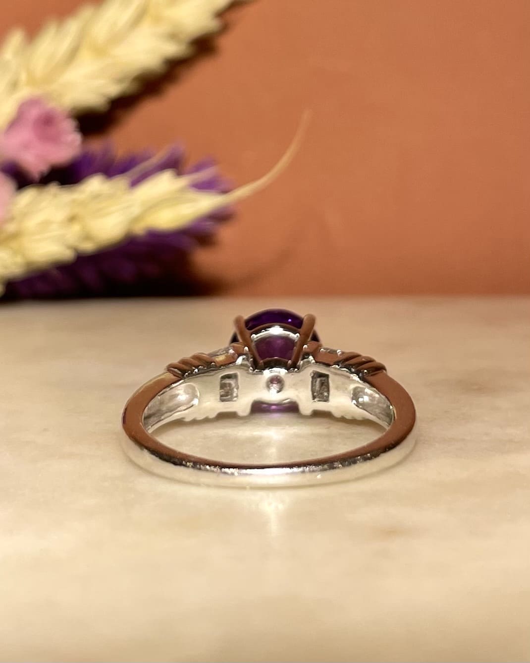 Bague Solitaire Améthyste & 6 Diamants "Padmé"