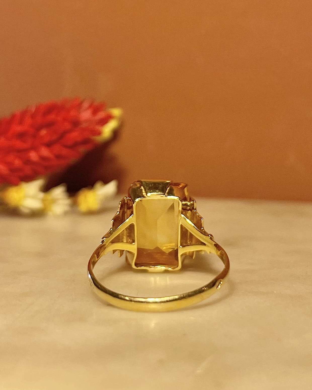 Anillo de cóctel art déco "Alana" de citrino de 2,70 quilates