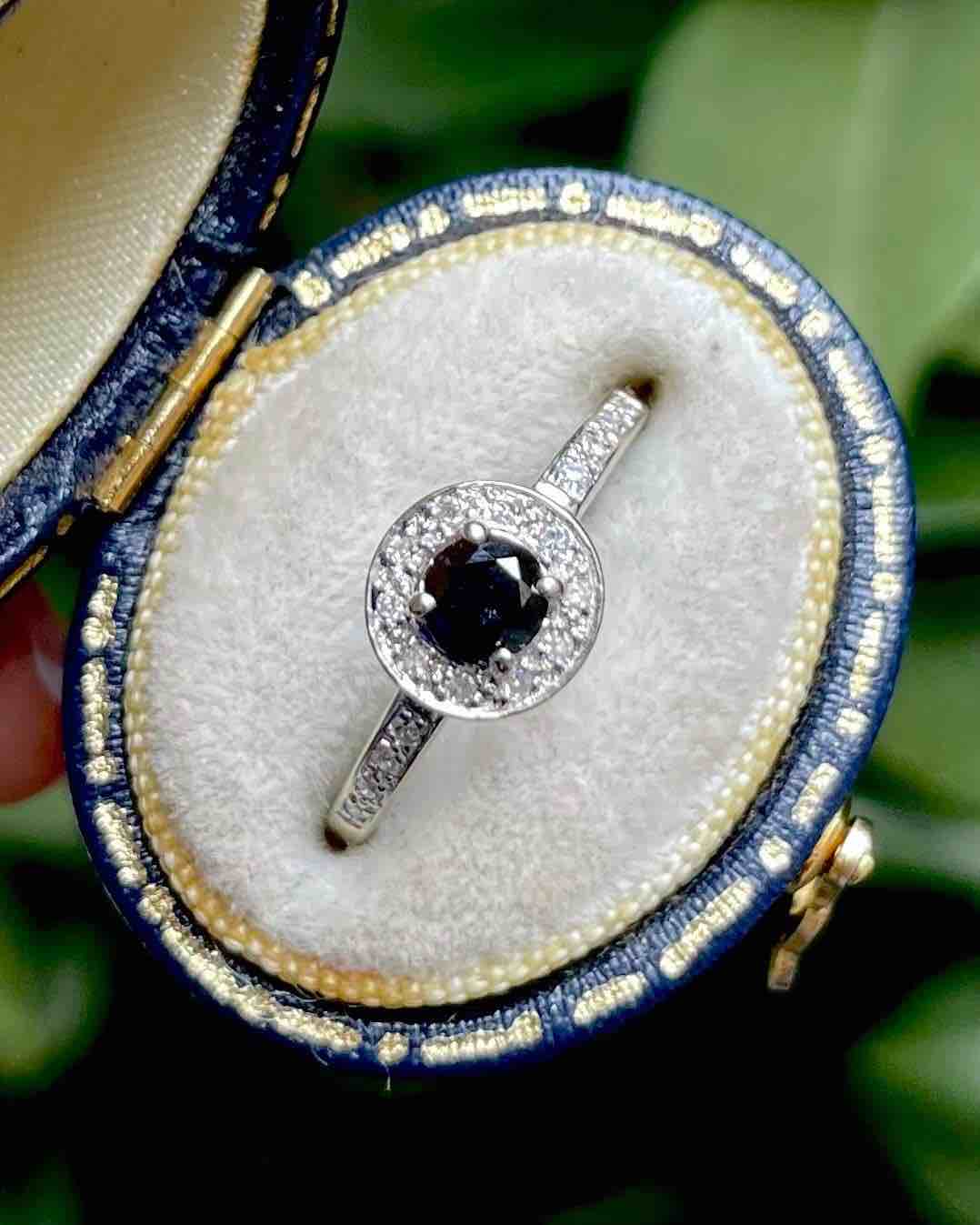 "Laney" Black Diamond & White Diamond Daisy Ring
