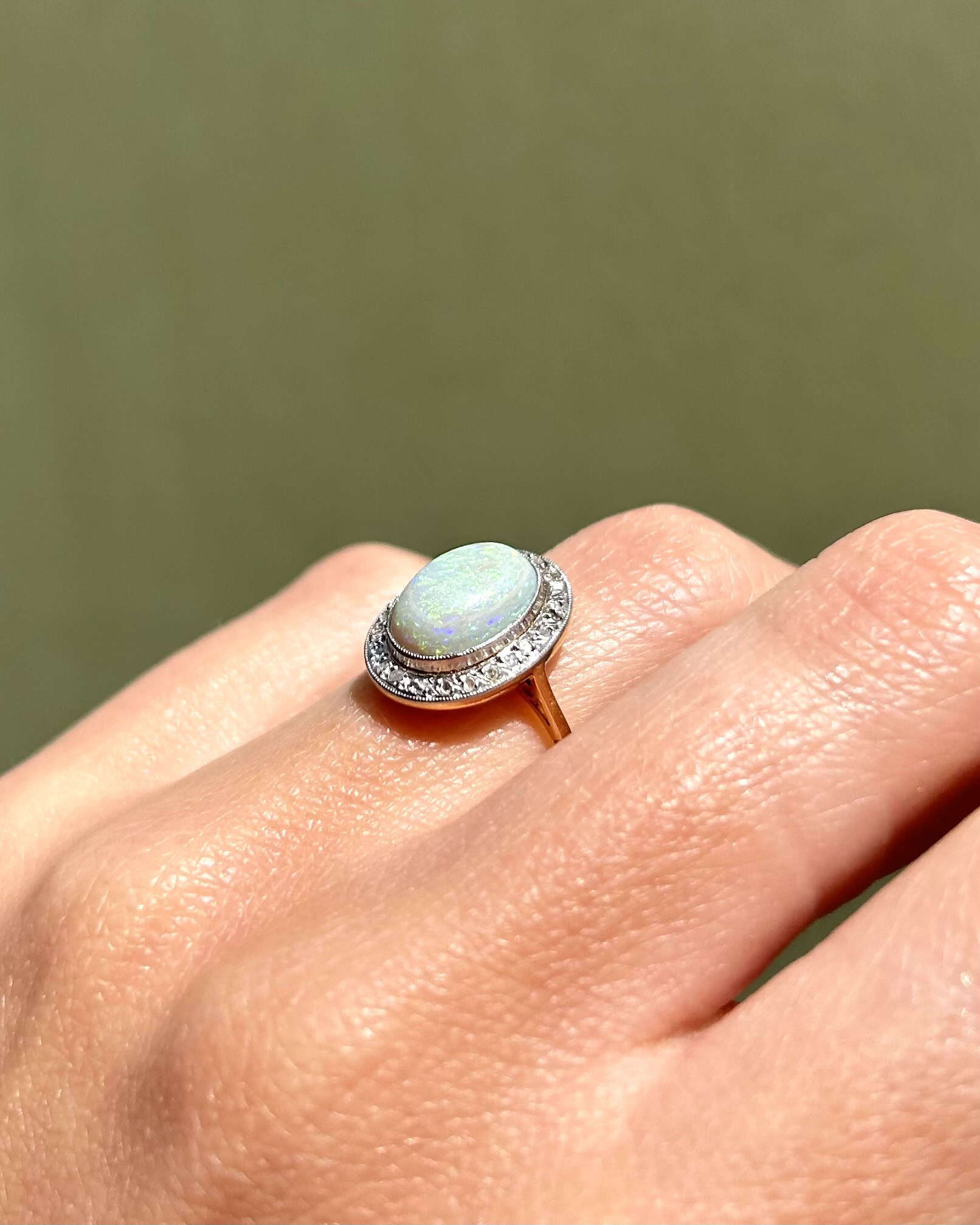 Bague marguerite Opale 2.15 carats & Diamants "Kéloa"