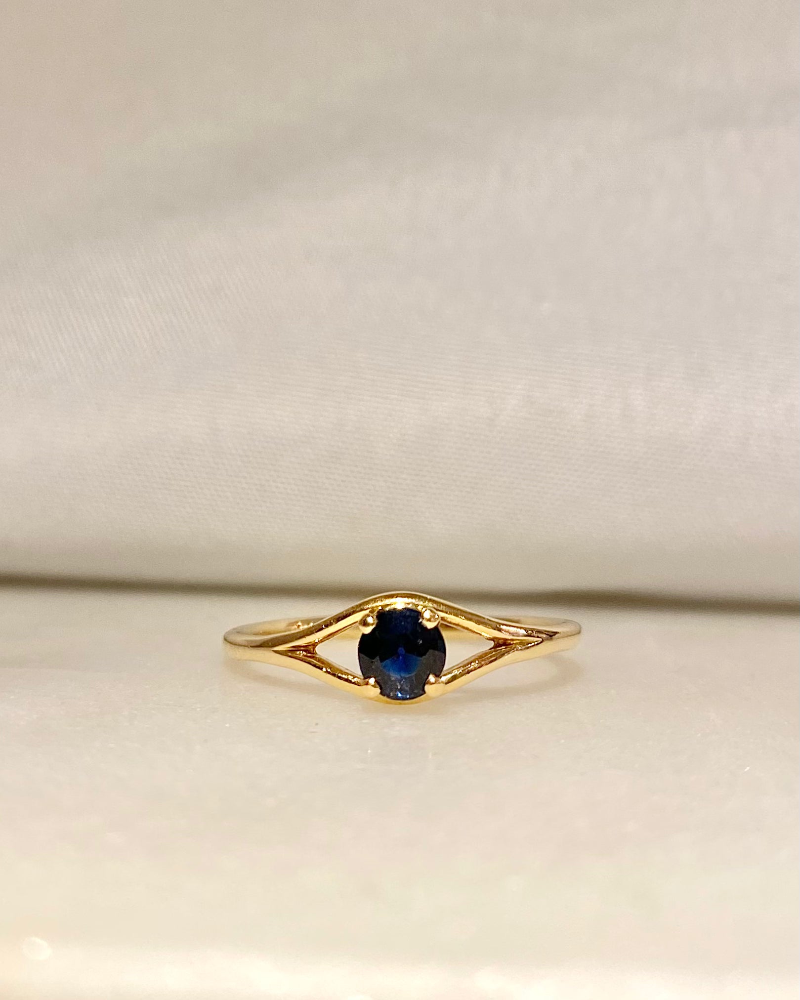 Solitaire Saphir 0.20 carat "Béa"