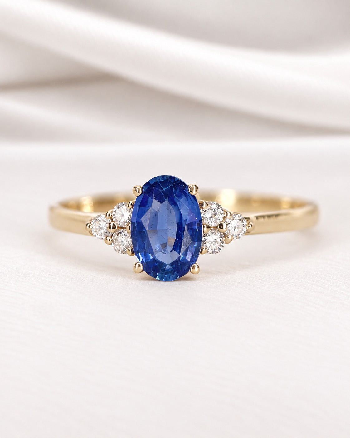 Bague Trilogie Saphir 0.75 carat & Diamants "Lison"
