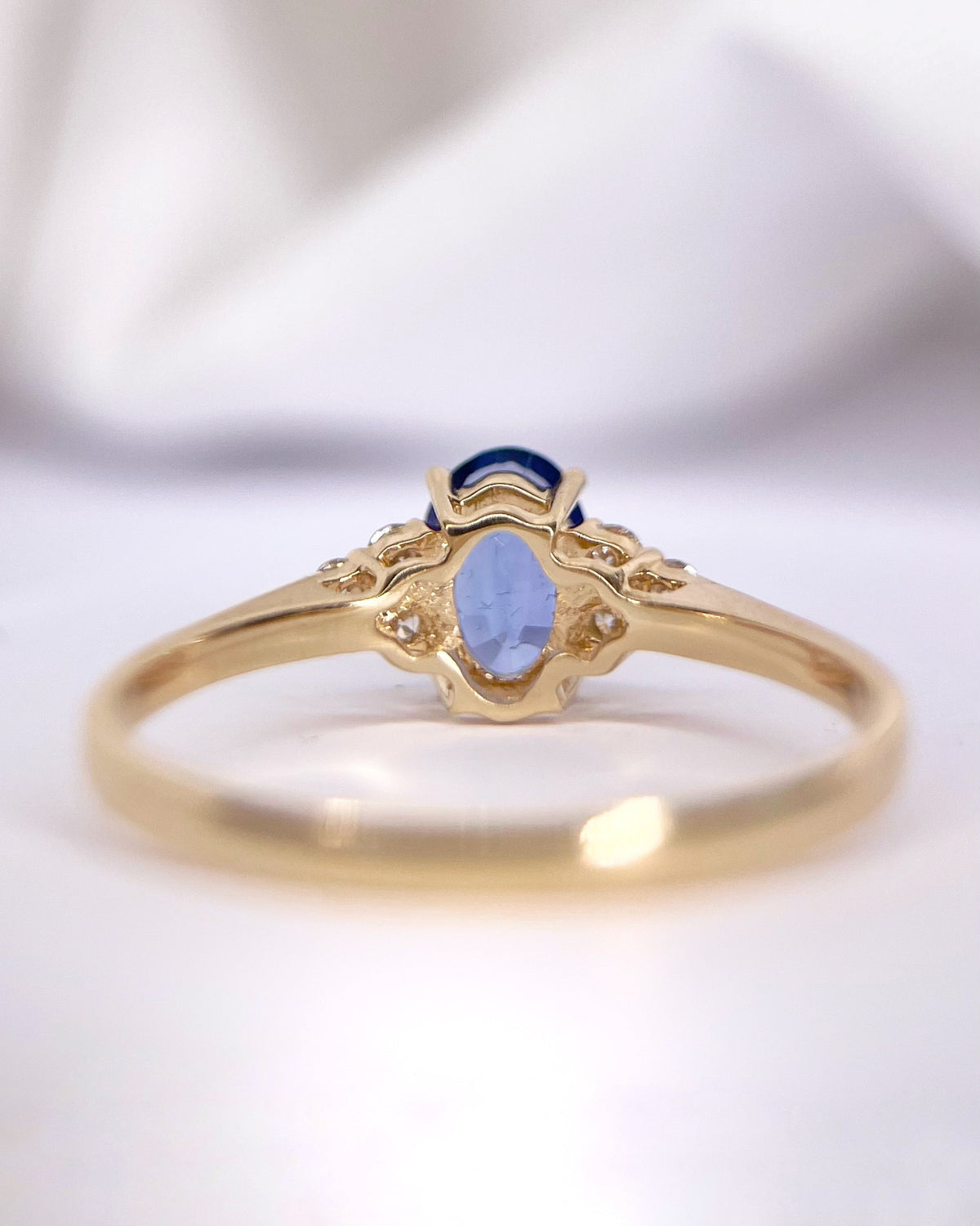 Bague Trilogie Saphir 0.75 carat & Diamants "Lison"