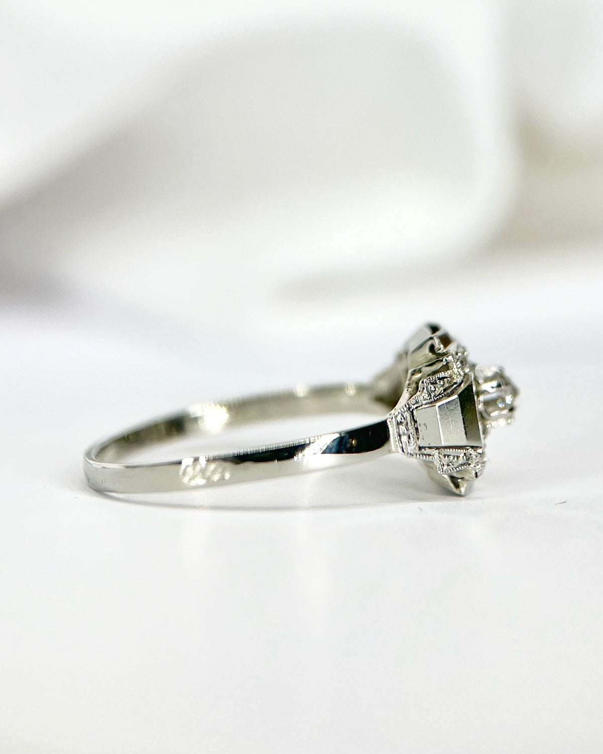 Bague Art-Déco Diamant "Claire"