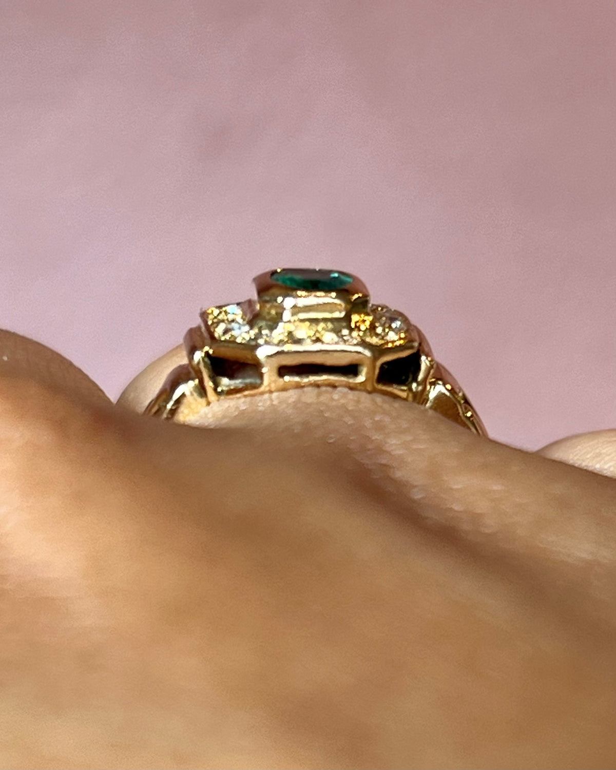 Bague Art-Déco Émeraude & Diamants "Eden"