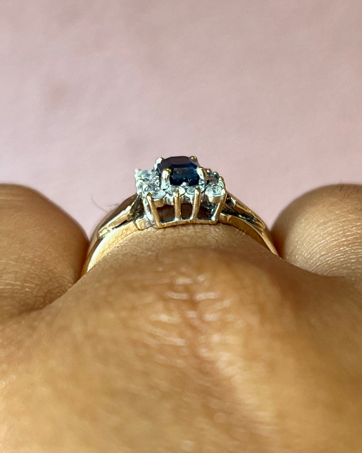 Bague Marguerite Saphir 0.91 carat & Diamants 0.28 carat "Maria"