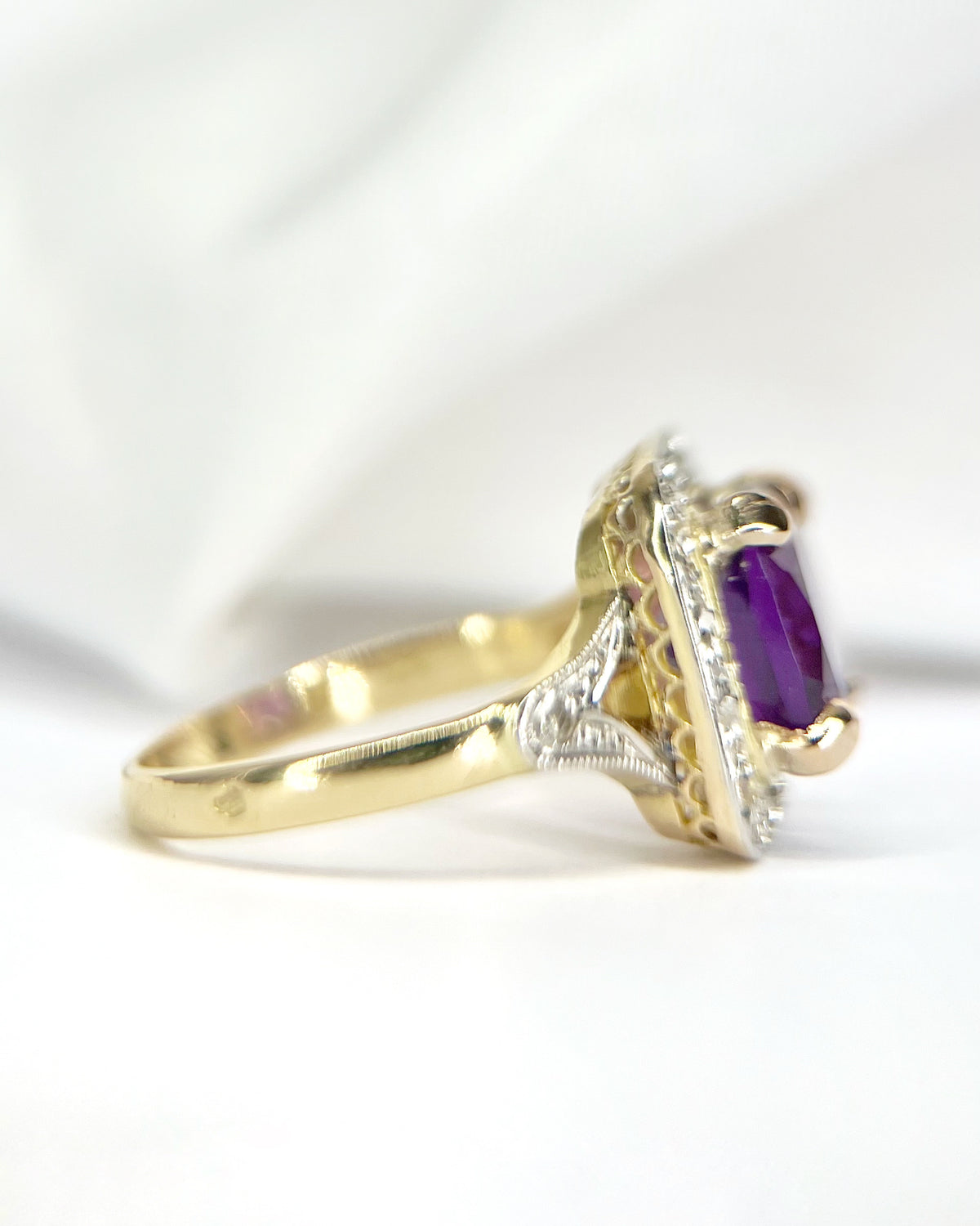 Bague Art-Déco Améthyste 2.50 carats & Diamants "Elia"