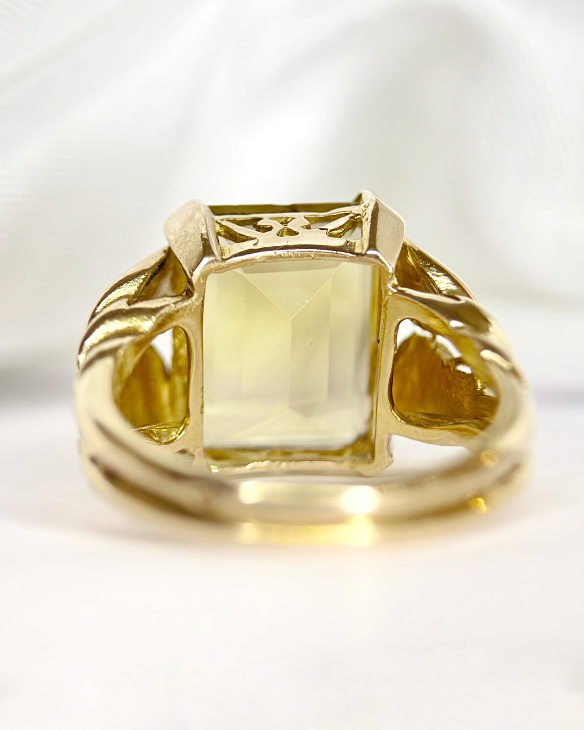 Bague Cocktail Citrine 5.04 carats & Or 18 carats 7.09g "Annette"
