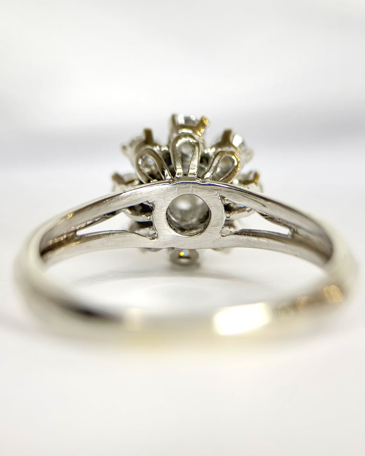 Bague Marguerite Diamants 0.62 carat "Mélanie"