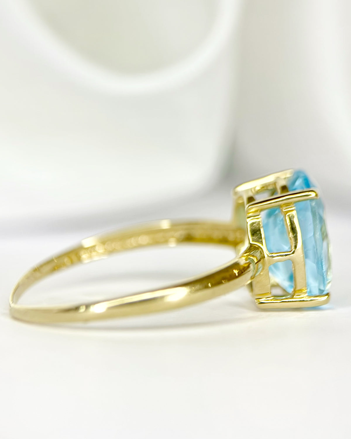 Bague Cocktail Topaze 3.48 carats "Dina"