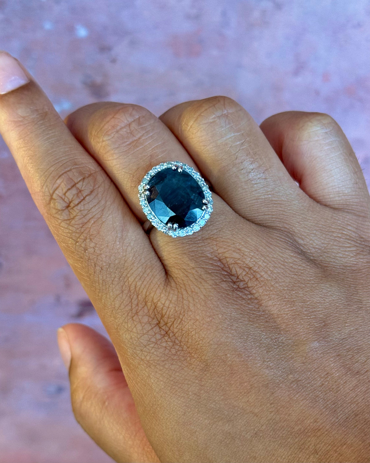 12.17-carat Sapphire Daisy Ring & 0.50-carat Diamonds 8.75g "Sofia"