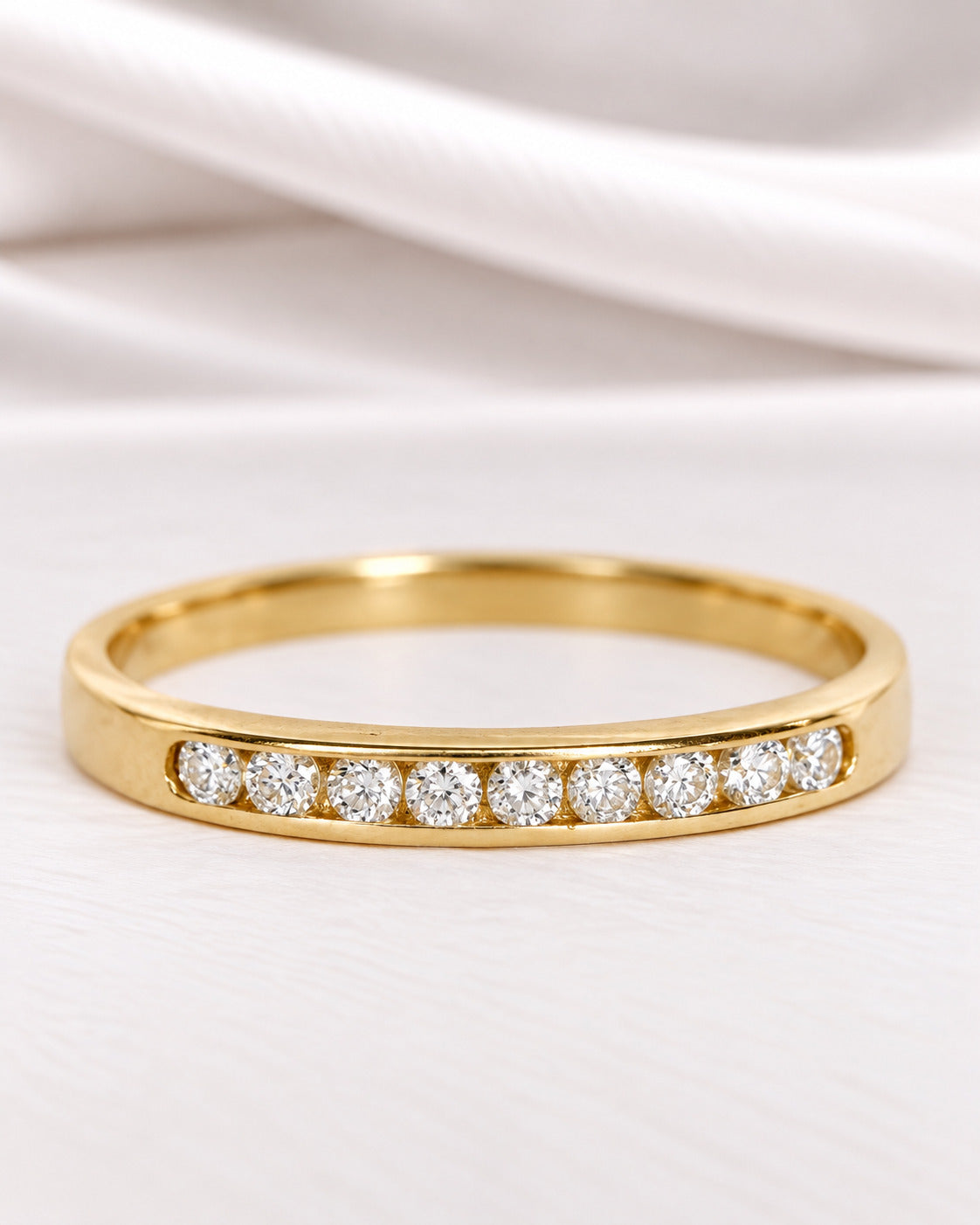 Demi-Alliance Diamants 0.54 carat 2.5mm "Zoélia"