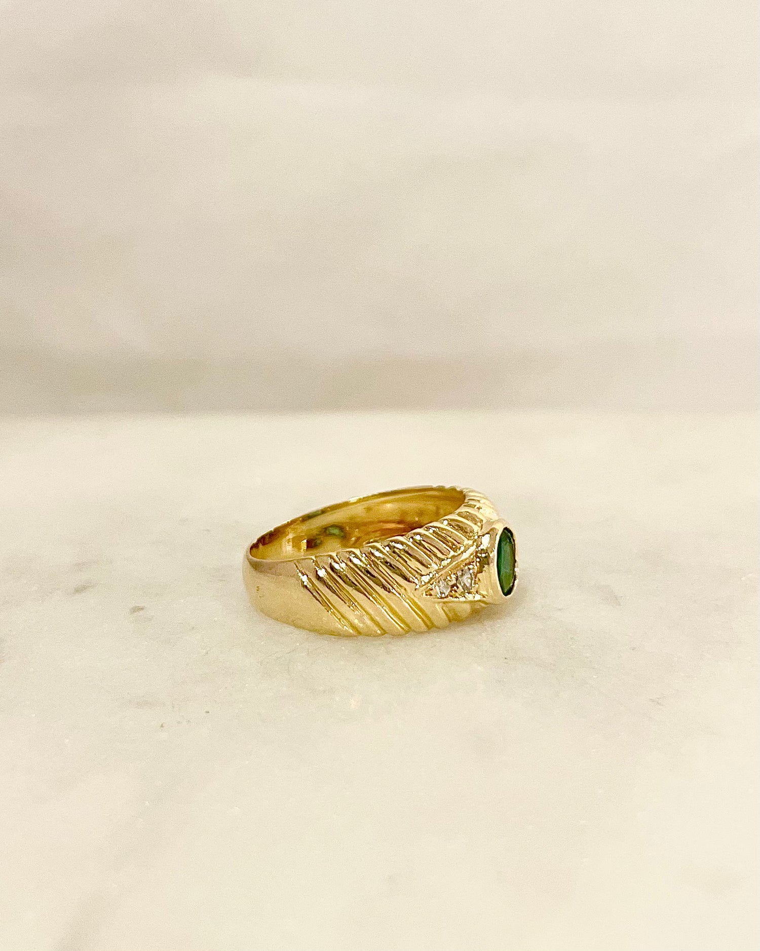 Bague Jonc Emeraude 0.35 carat & Diamants “Timaé”