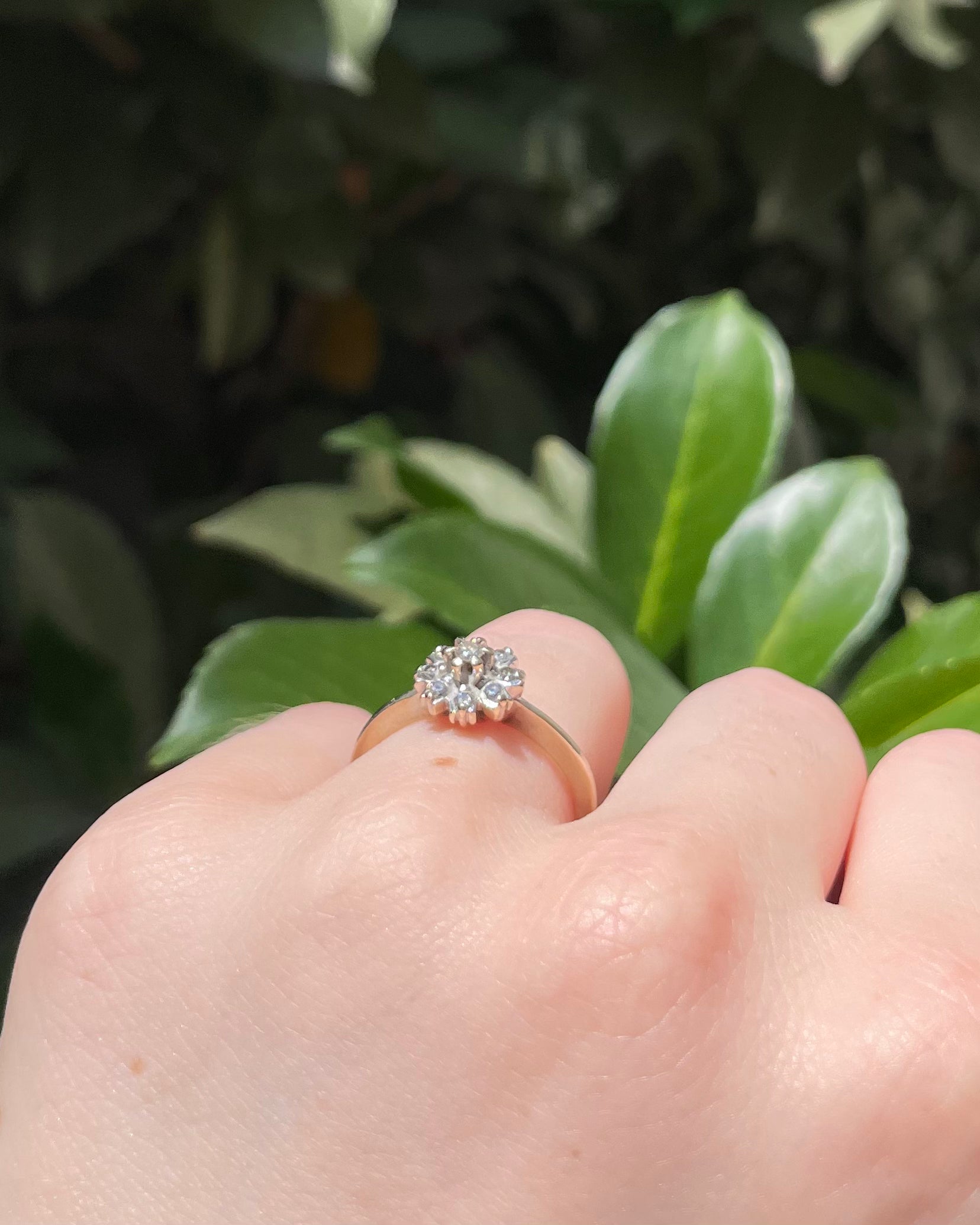 Bague Marguerite Diamants 0.22 carat "Guillemette"