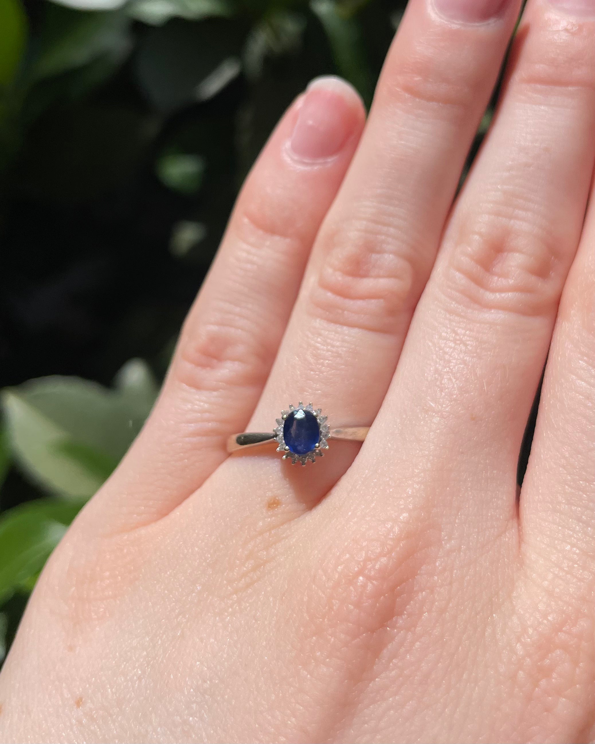 Bague Marguerite Saphir 0.50 carat & Diamants "Solange"