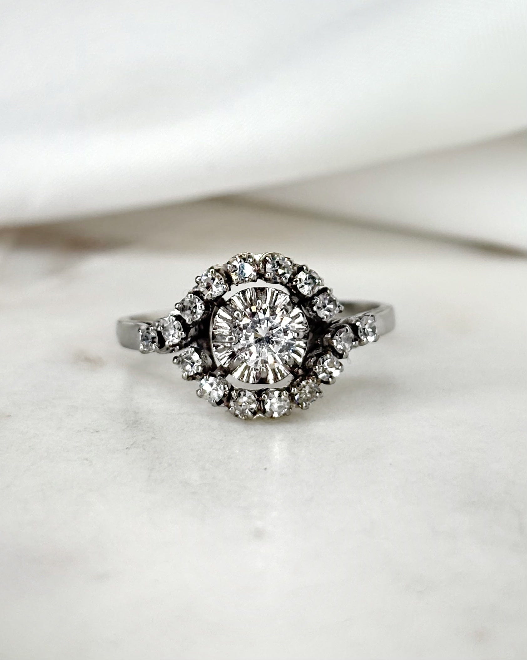 Bague Art Déco Diamants 0.85 carat "Cassiopée"