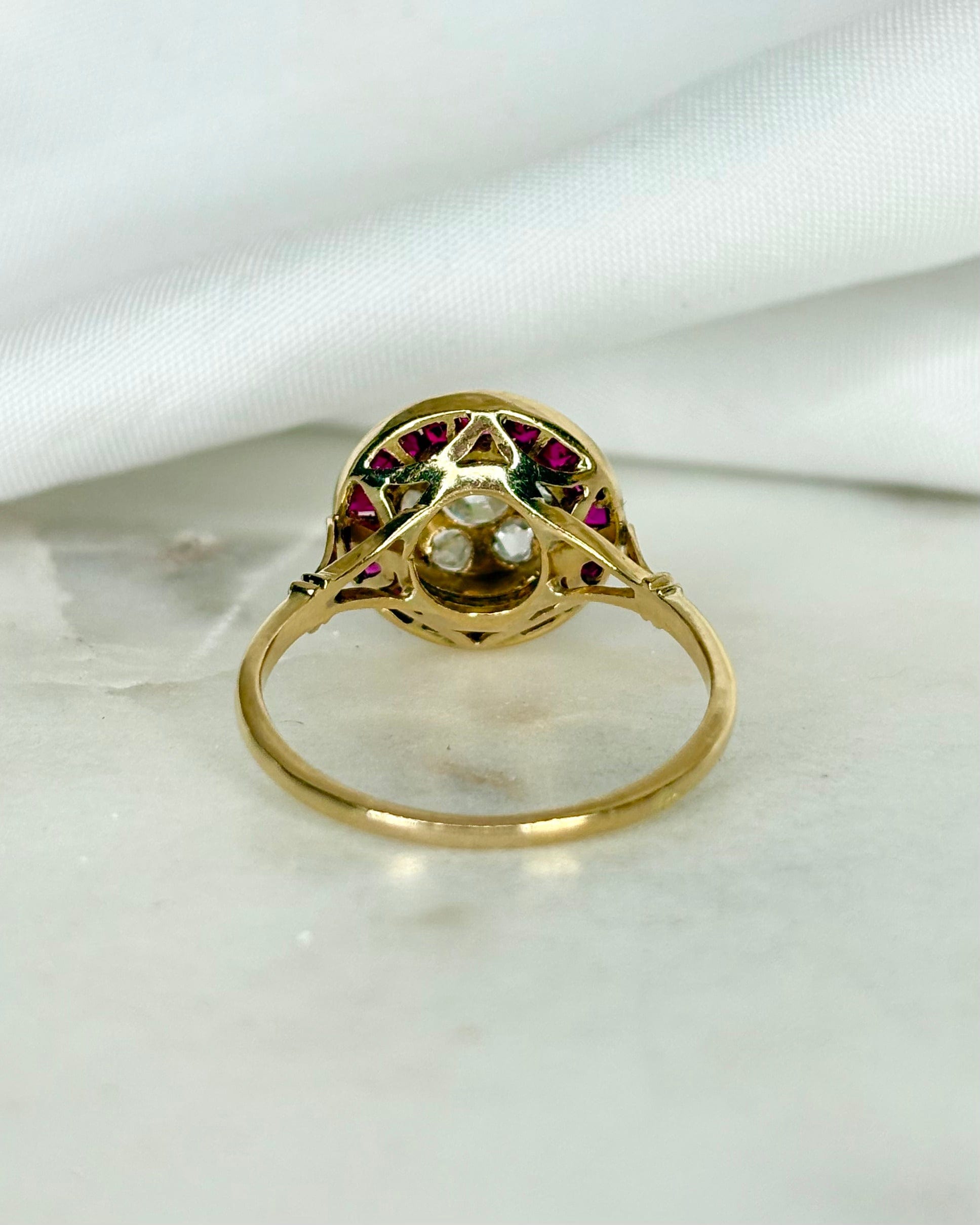Bague Art déco Rubis 0.54 carat & 7 Diamants "Elena"