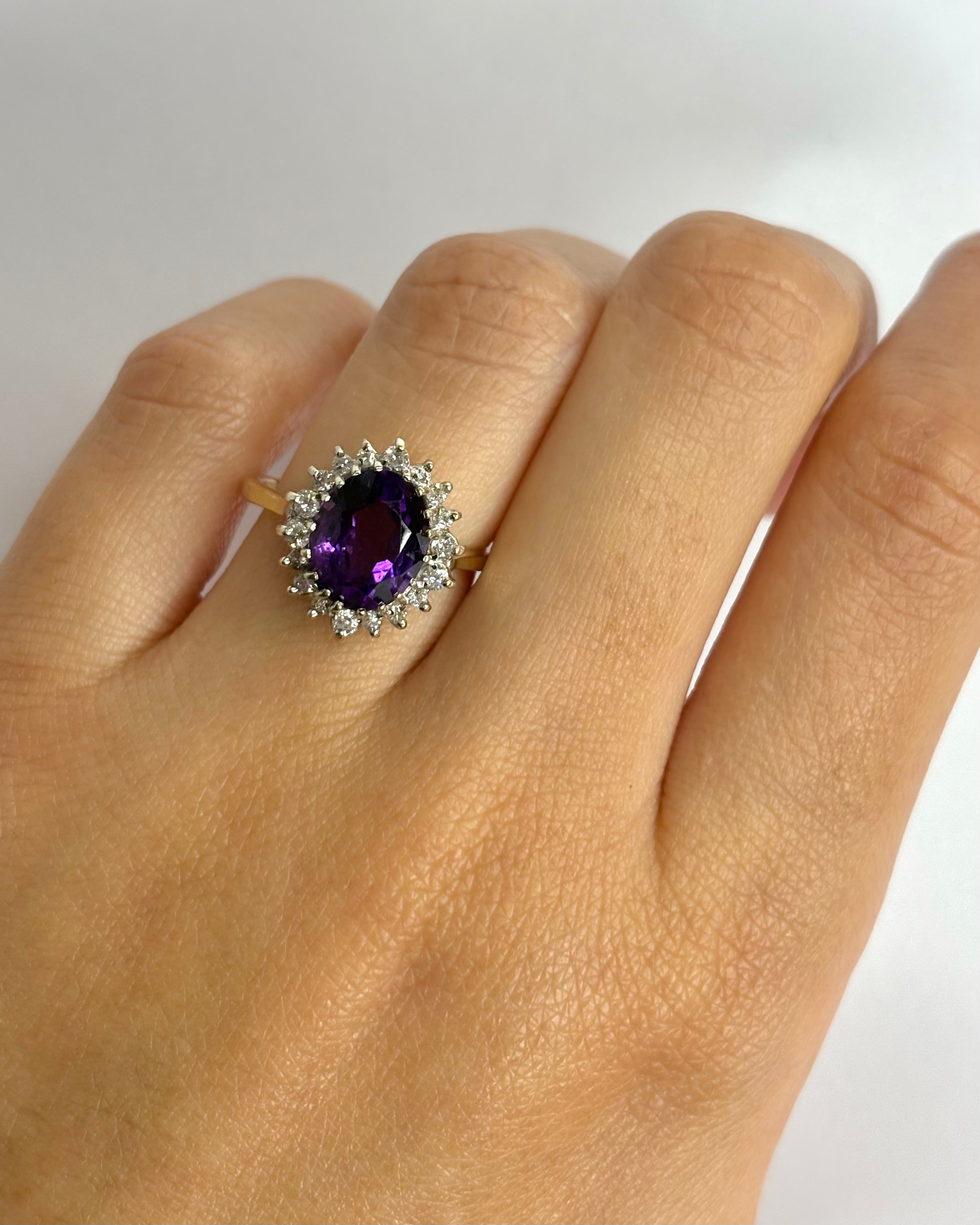 Bague Marguerite Améthyste 2.40 carats & 18 Diamants "Sam"