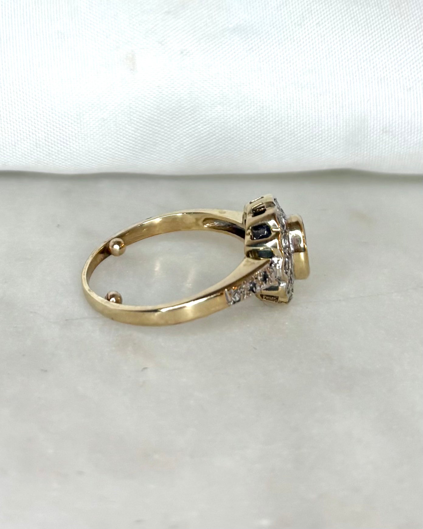Bague Marguerite Émeraude & Diamants "Denise"