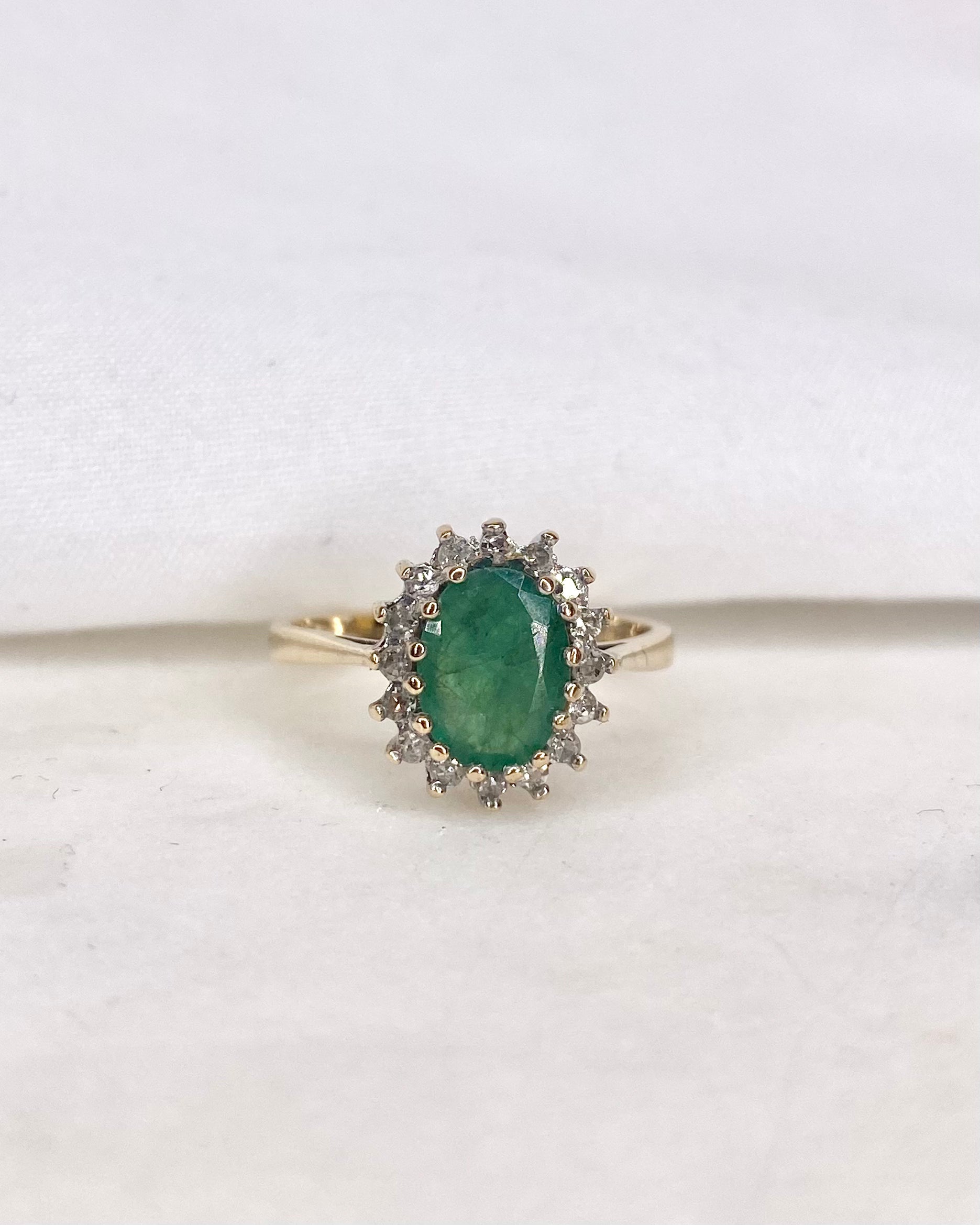 Bague Marguerite Émeraude 1.15 carat & Diamants "Olivia"