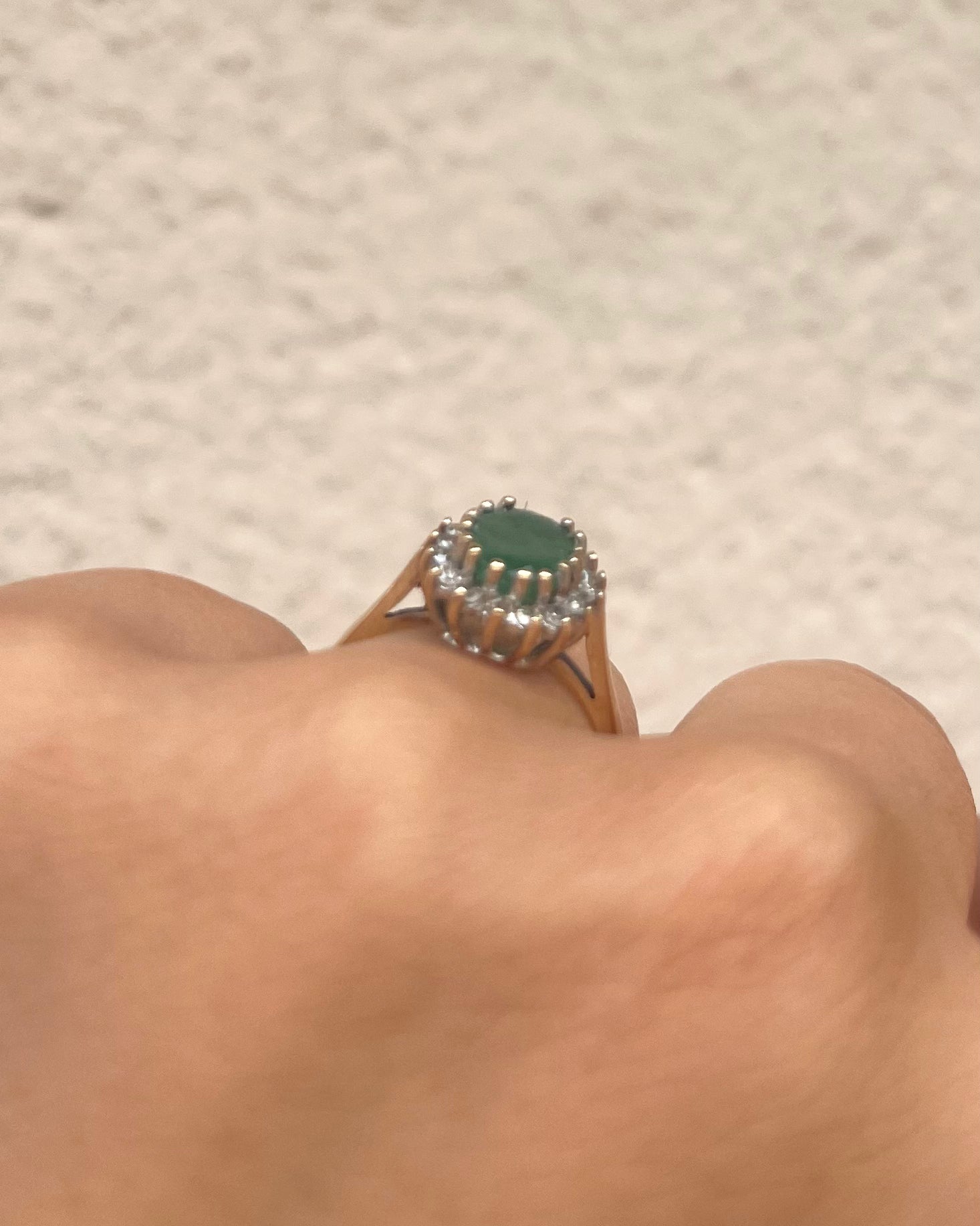 Bague Marguerite Émeraude 1.15 carat & Diamants "Olivia"