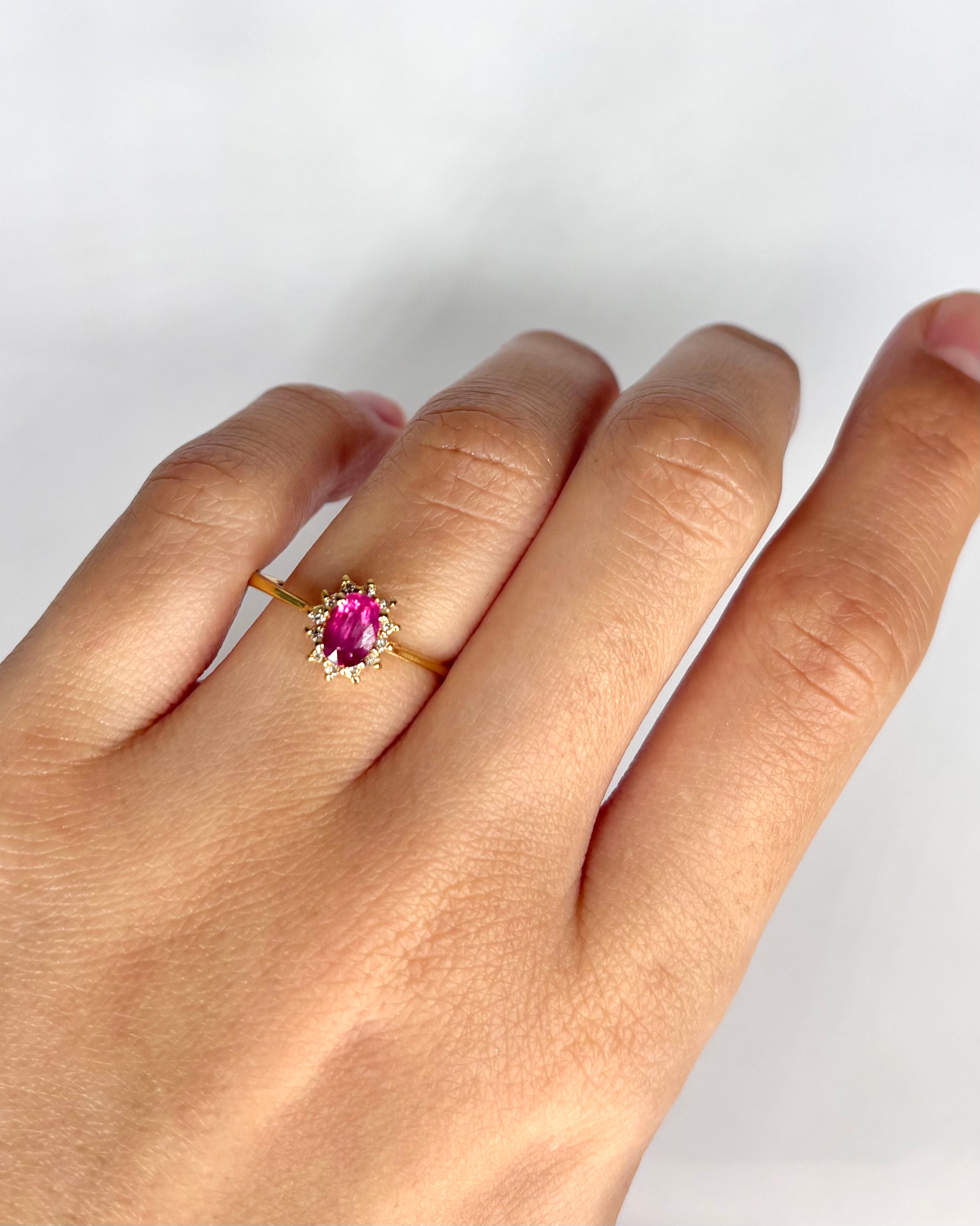 Bague Marguerite Rubis 0.60 carat & 12 Diamants "Charlie"