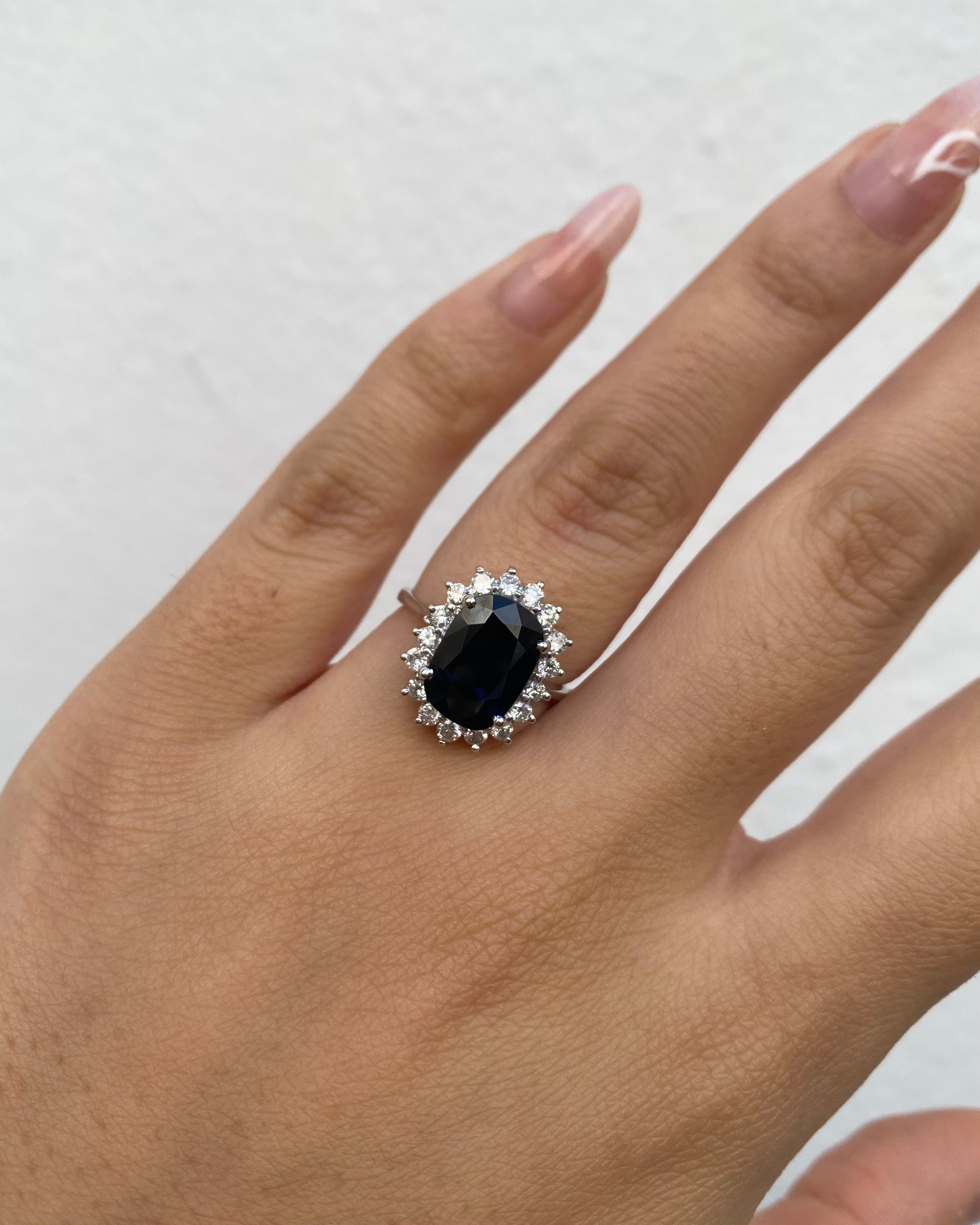 Bague Marguerite Saphir 3.40 carats & Diamants "Murielle"