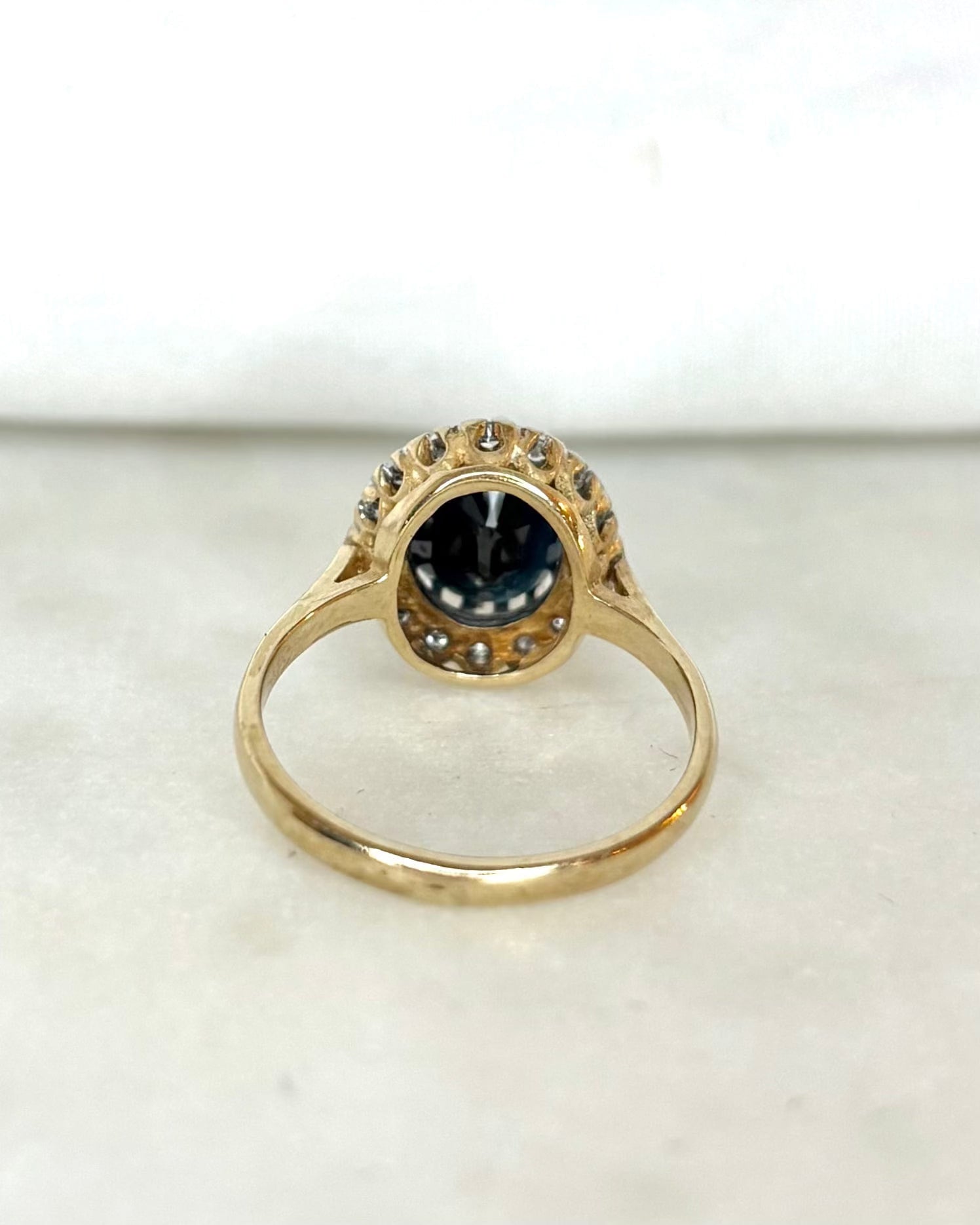Bague Marguerite Saphir 1.90 carat & Diamants "Adèle"