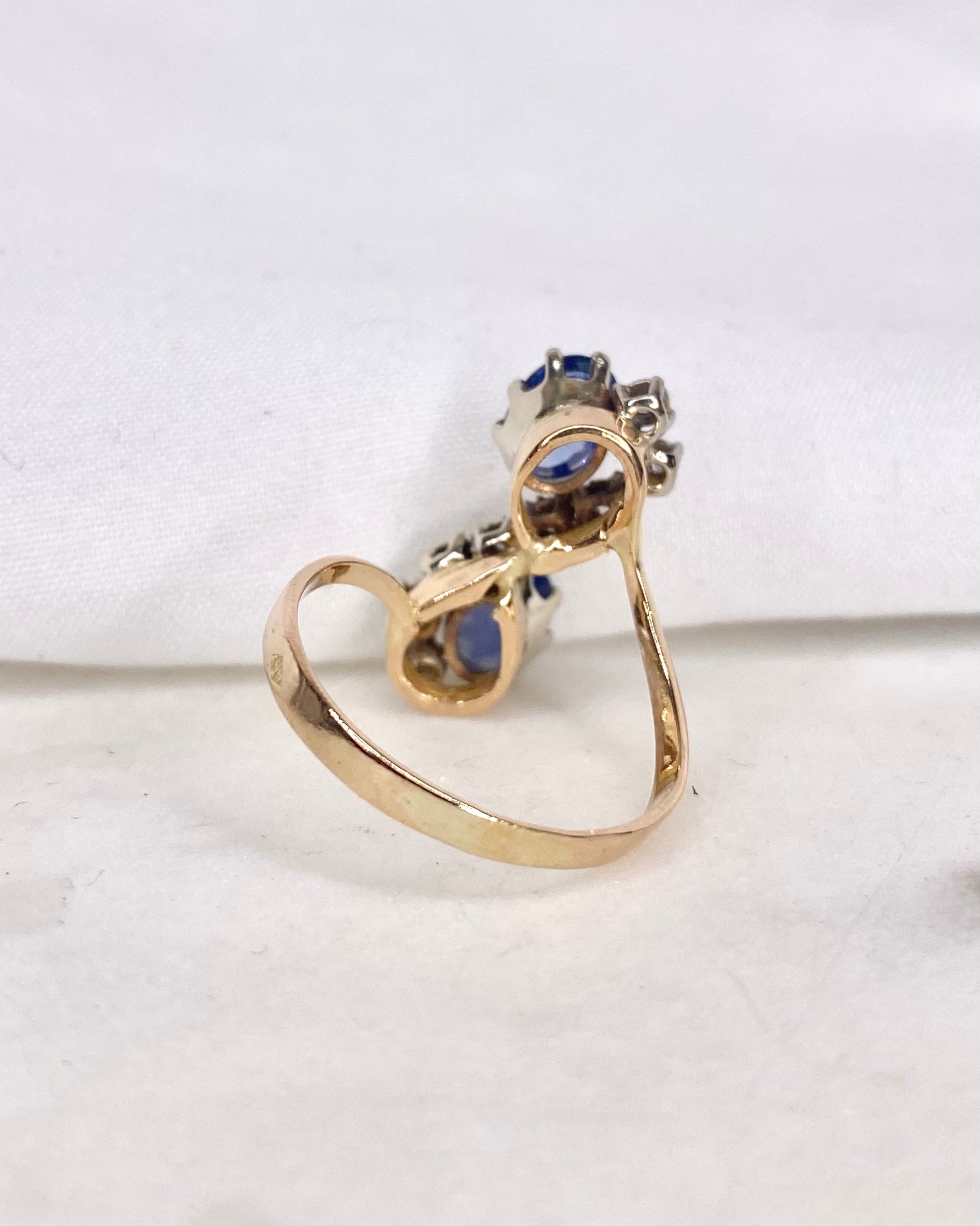 Bague Toi & Moi Saphirs 1.30 carat & Diamants "Mireille"