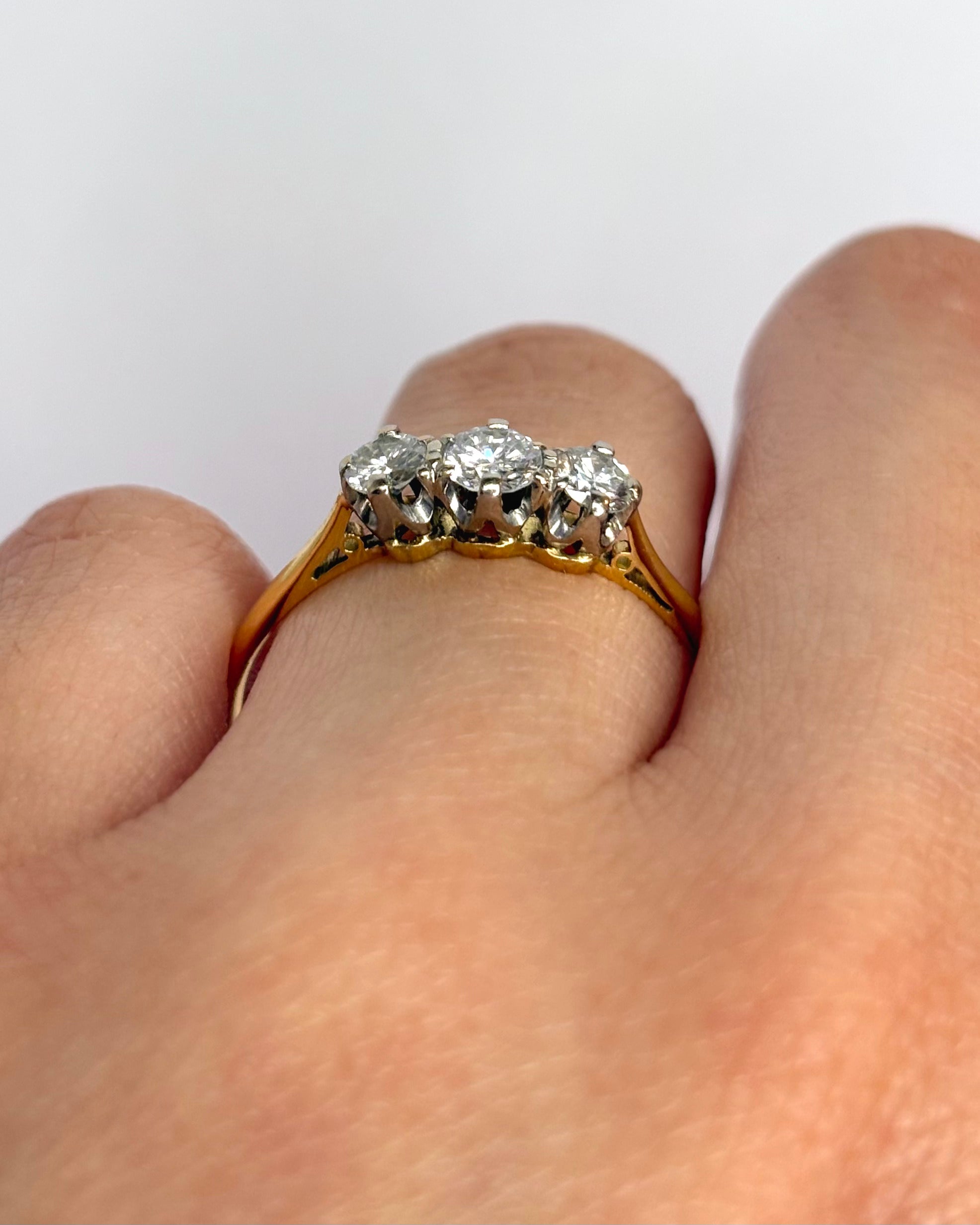 Bague Trilogie Diamants 0.45 carat "Eliane" - Elliade Paris