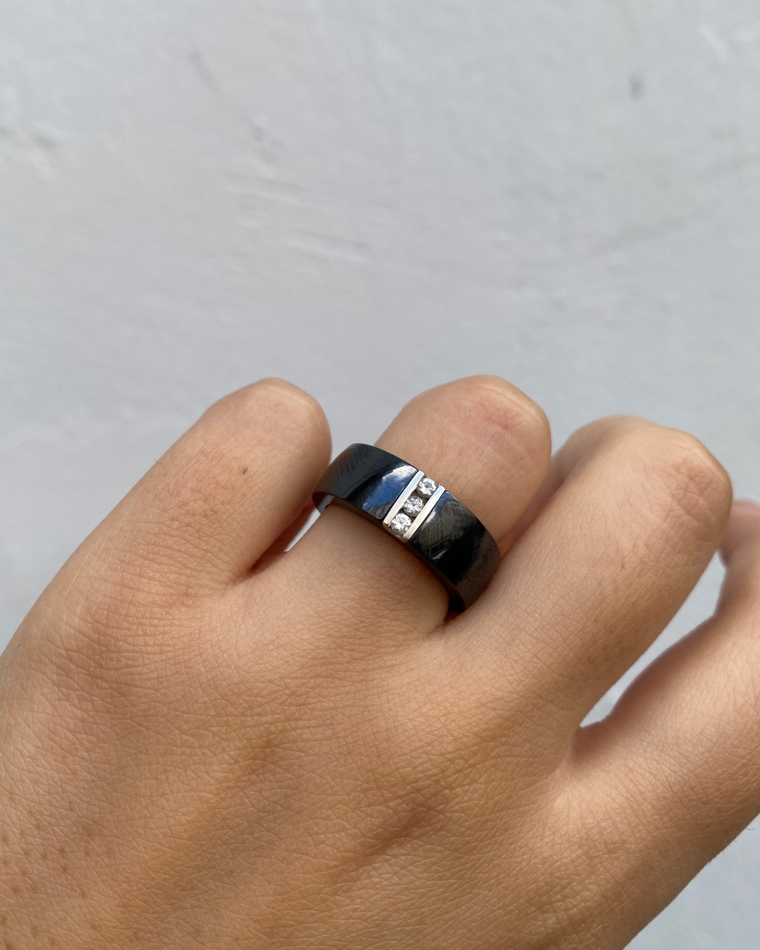 Bague Jonc Céramique & Diamants 6.16 g "Kamila"