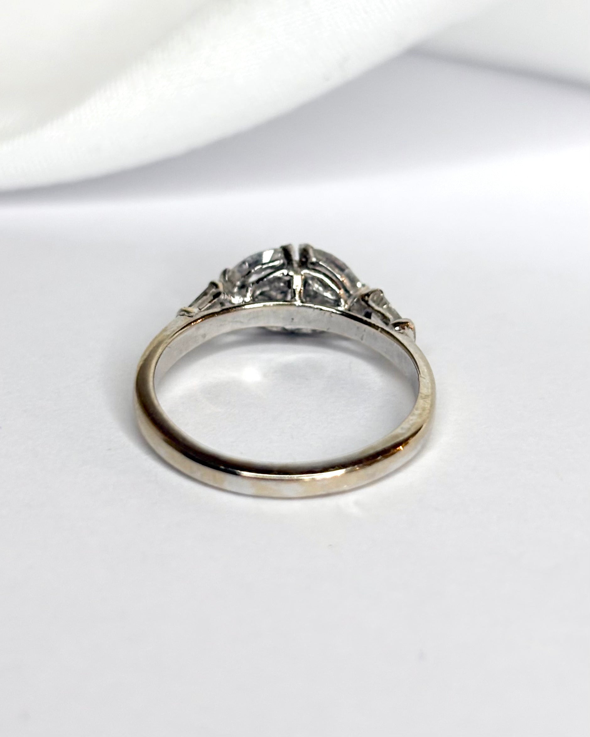 Marquise Diamond Flower Ring 0.59 carat "Isabelle"