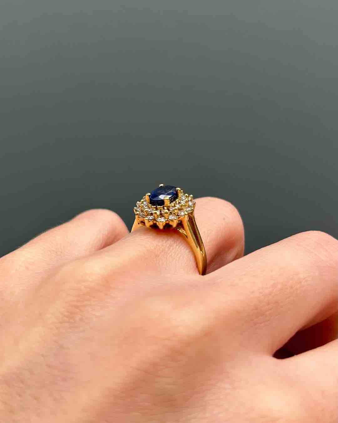 Bague Marguerite Saphir 1 carat & 28 Diamants "Bianca"