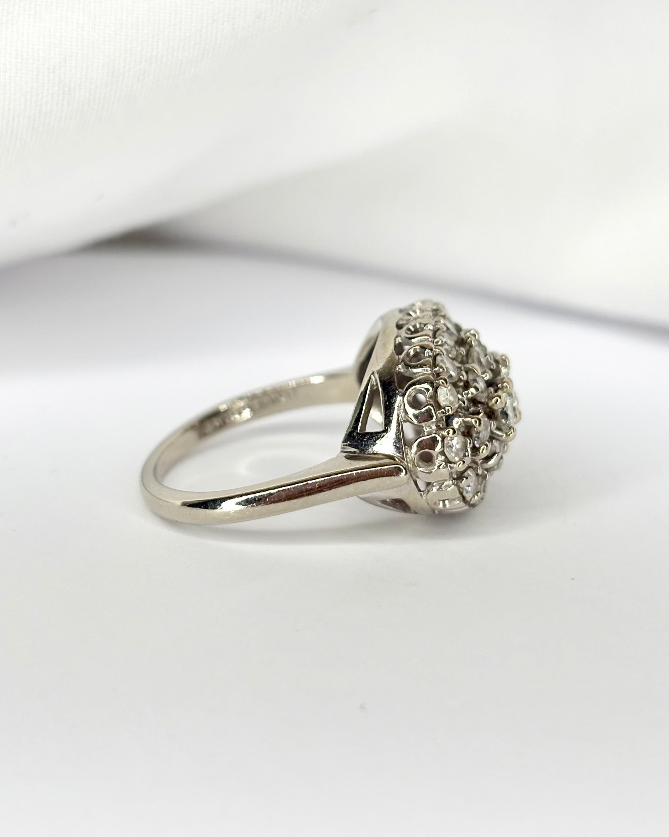 Ball Diamond Ring 1.65 carat "Emmy"