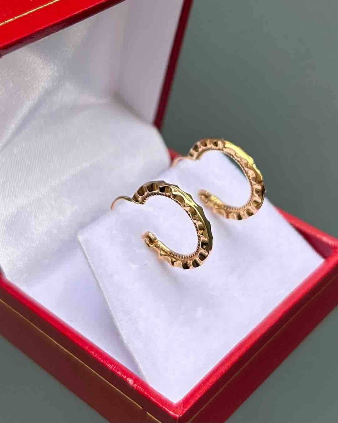 Pendientes de aro "Priscille" de oro amarillo de 18 quilates