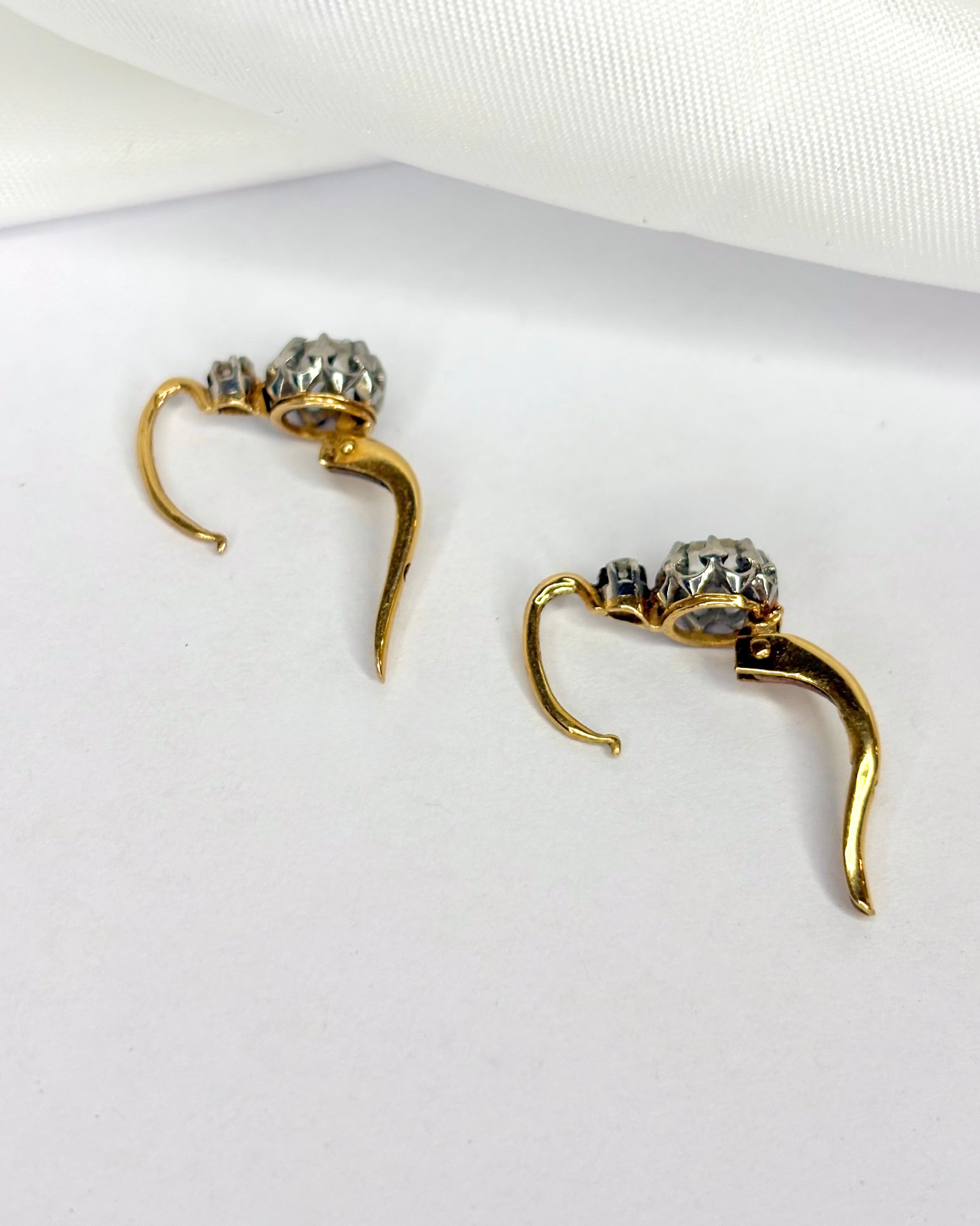 Pendientes Dormilones de Diamantes "Gianna"
