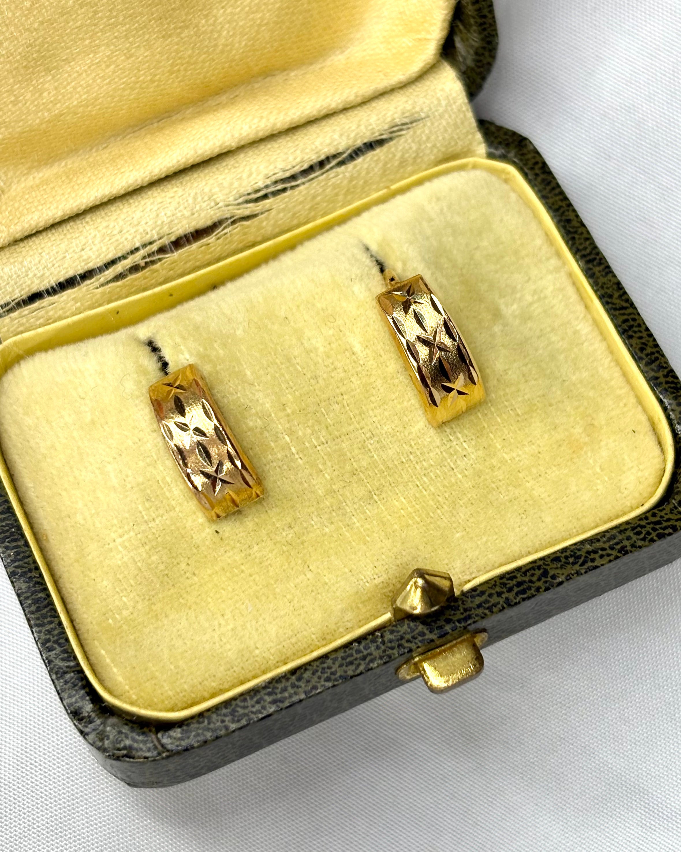 Yellow Gold Hoop Earrings "Marina"