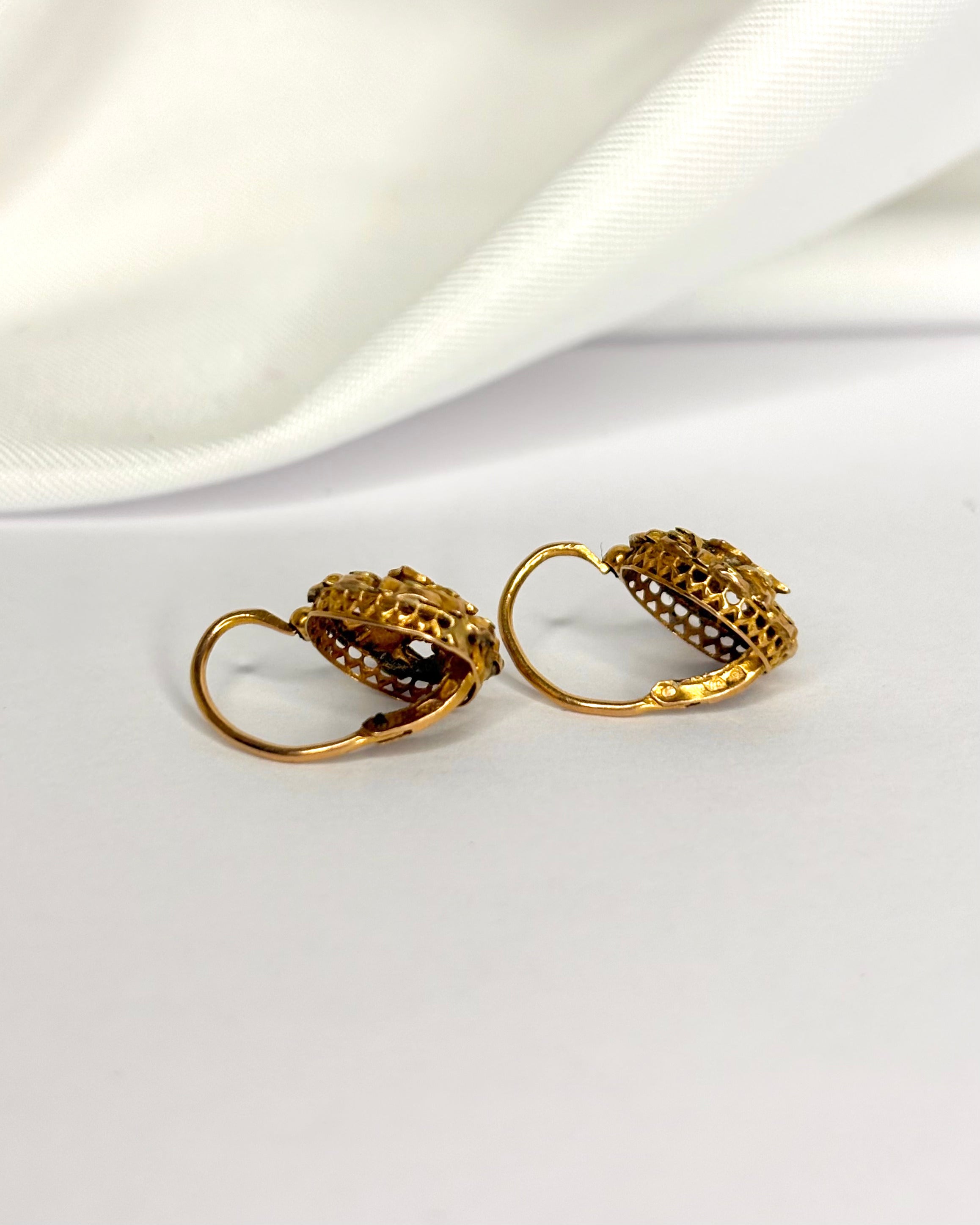 Sleeping Earrings Pearls "Mahé"