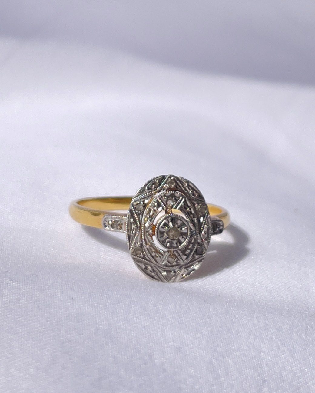 Anillo de diamantes Art Déco "Alva"