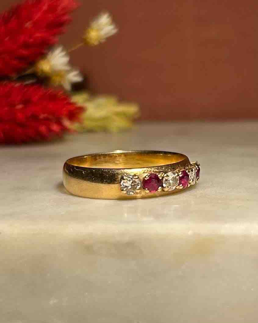 Demi alliance Rubis & Diamants "Monia"