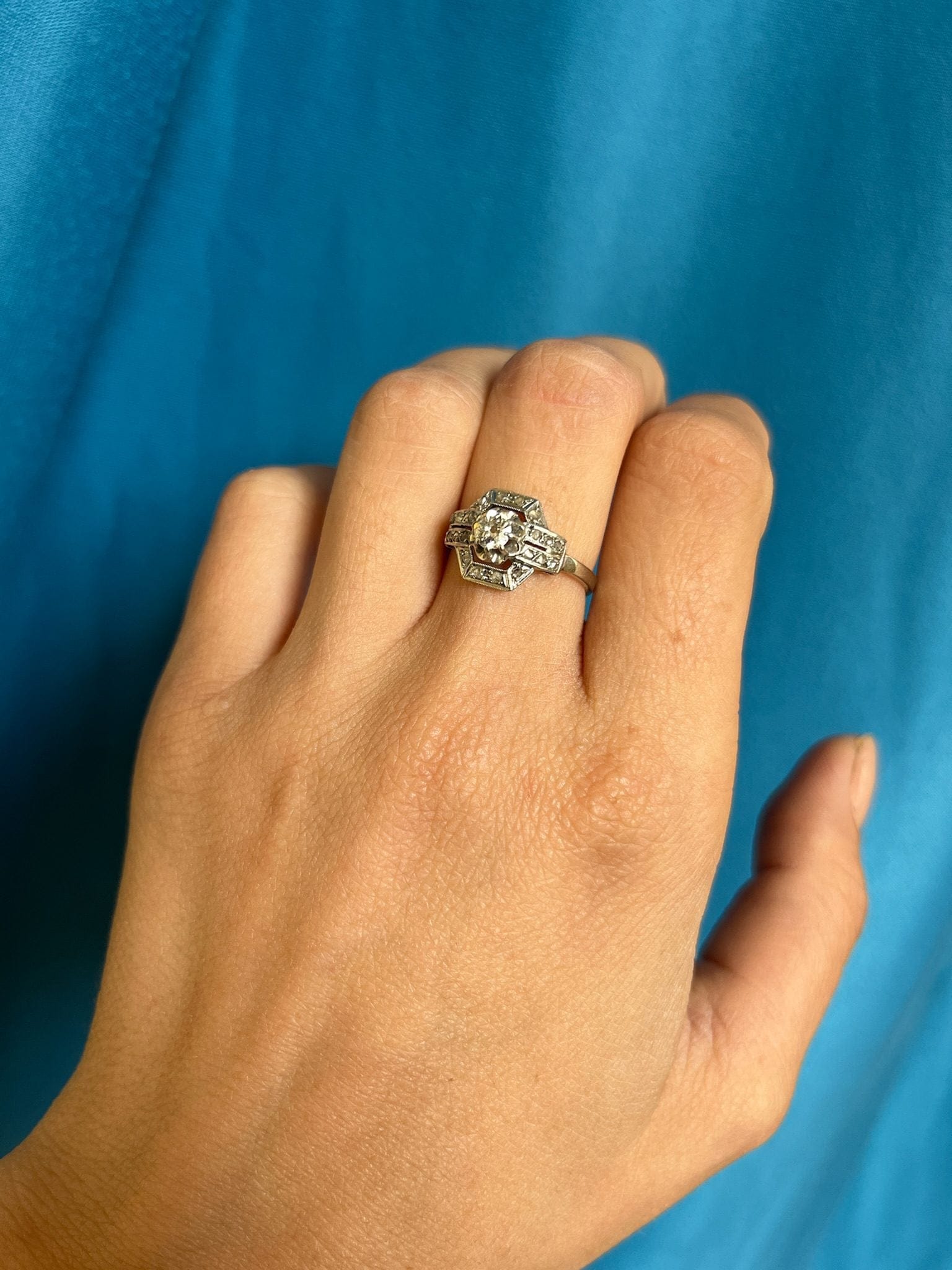 "Isalie" Art Deco diamond ring
