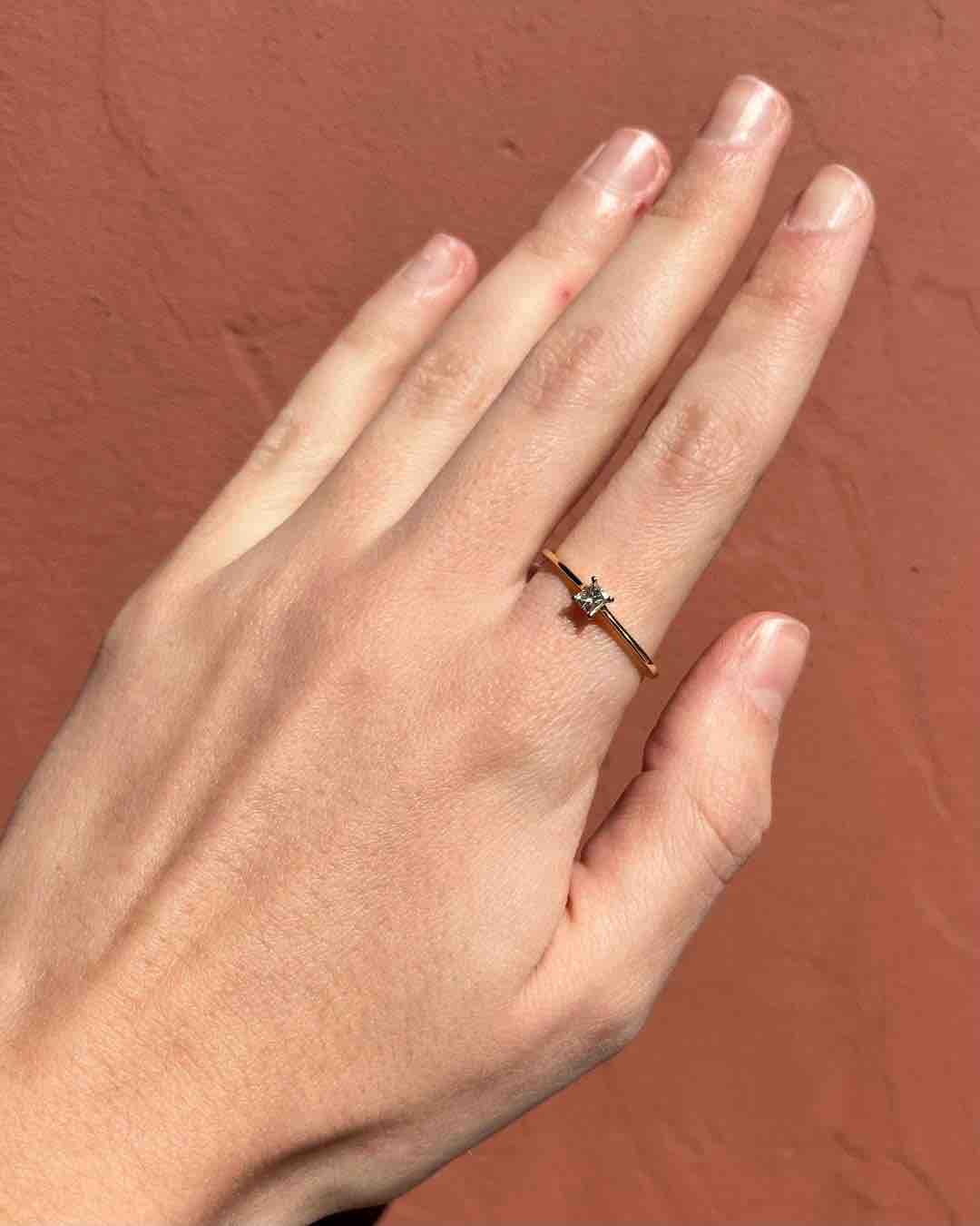 Vintage "Elodie" diamond solitaire ring