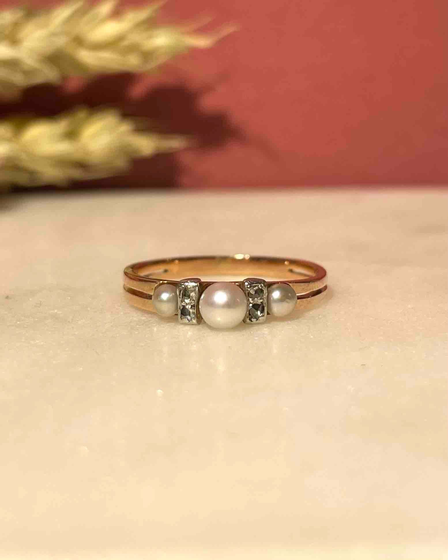 "Paloma" Pearl & Diamond Trilogy Ring