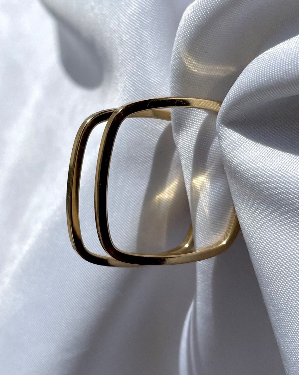 Vintage Gold "Bonnie" Hoop Earrings