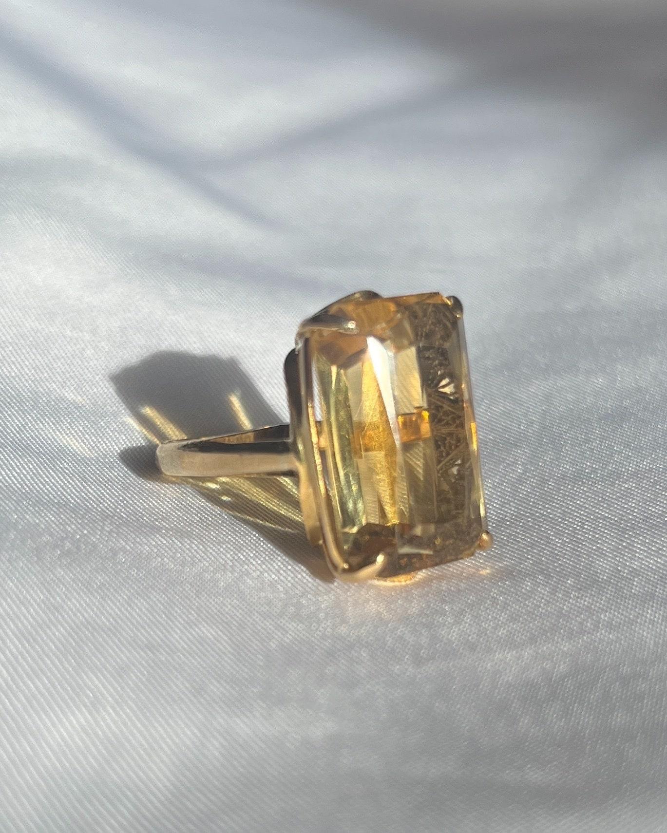 Anillo de cóctel de citrino "Liséa"