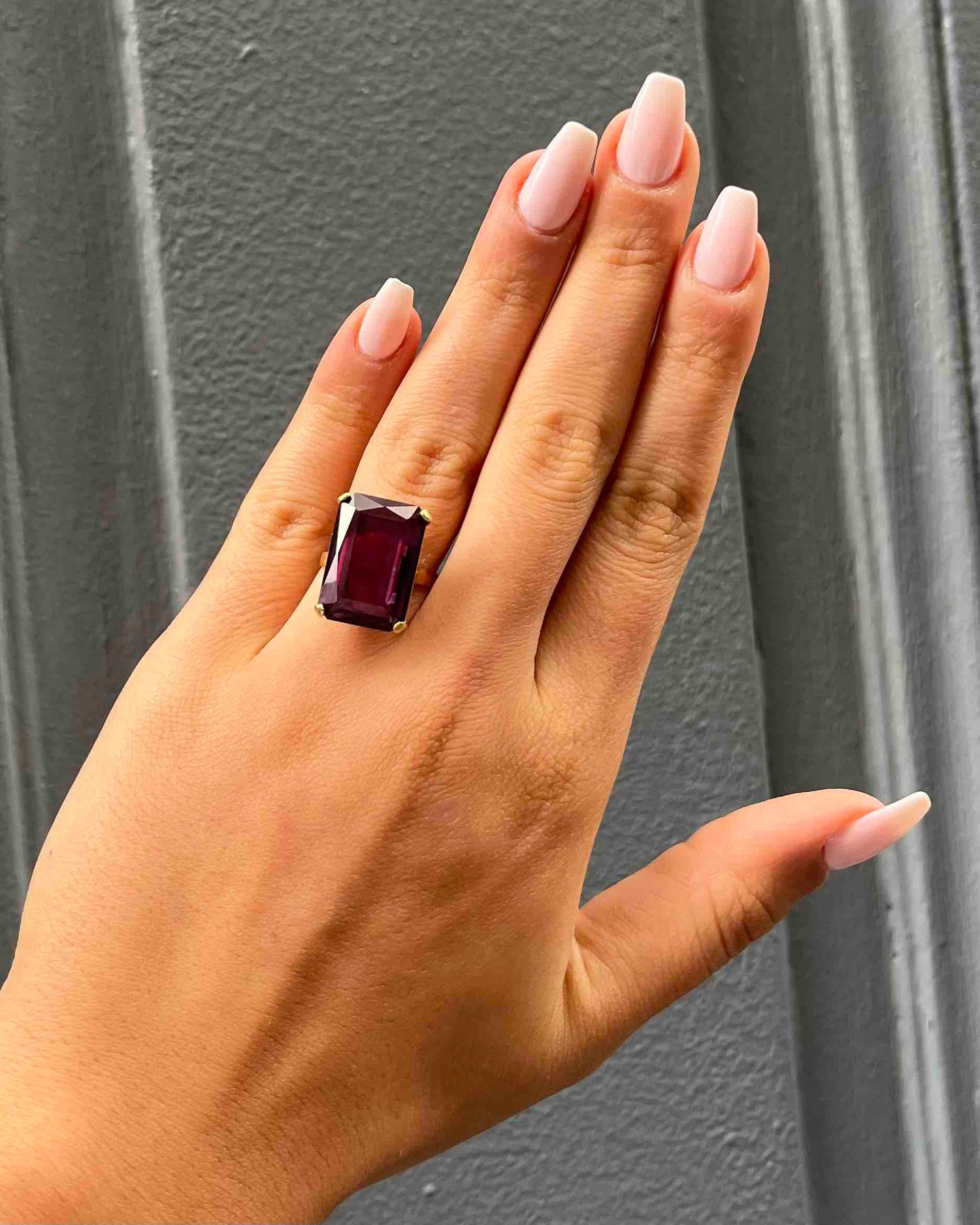 Bague cocktail Grenat 20 carats "Colombe"