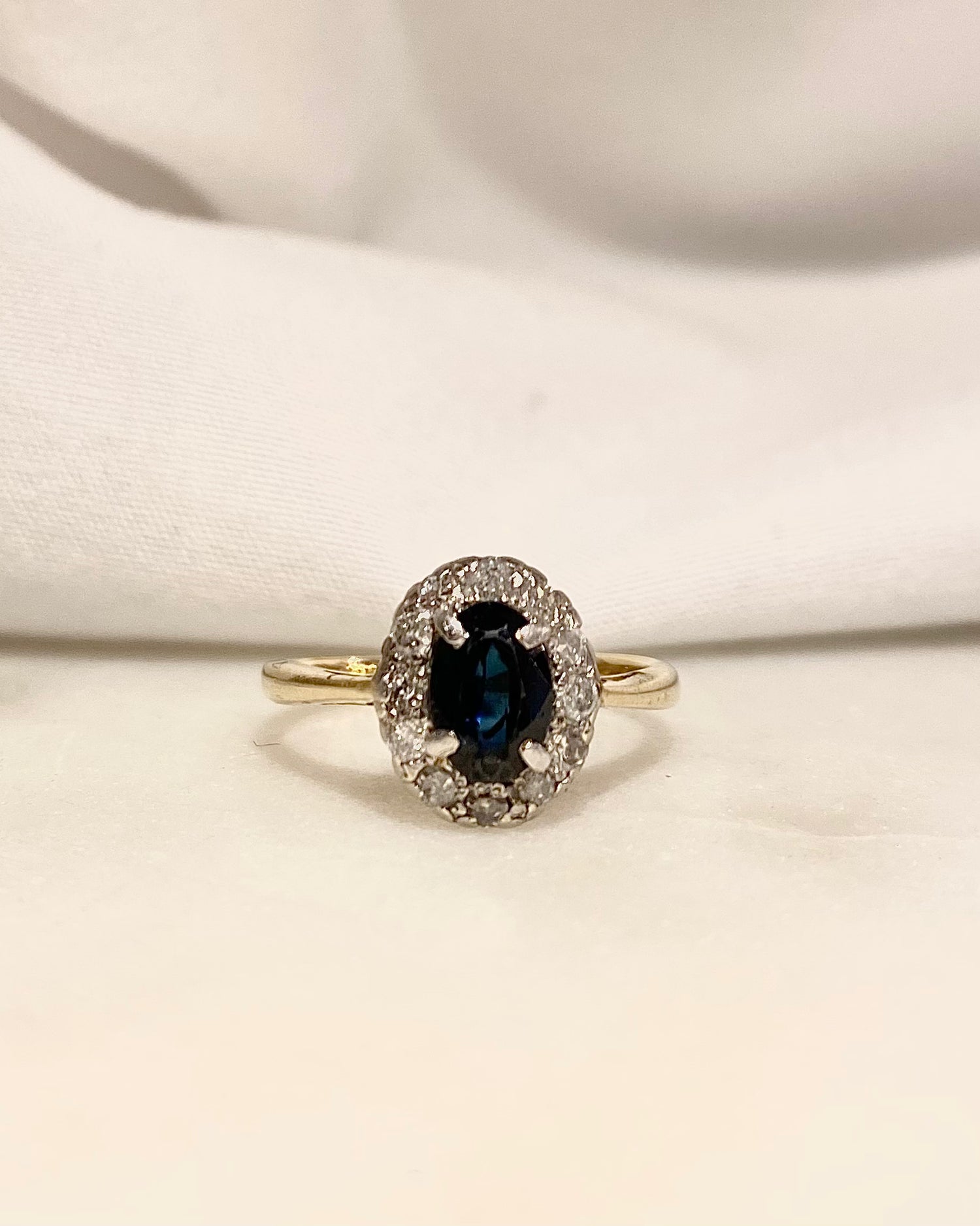 Bague Marguerite Saphir 1 carat & Diamants "Esther"