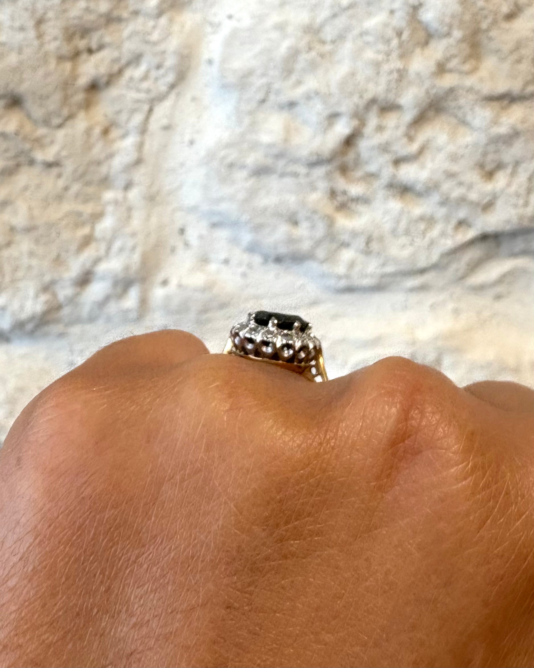 Bague Marguerite Saphir 3.20 carats & Diamants "Maia"