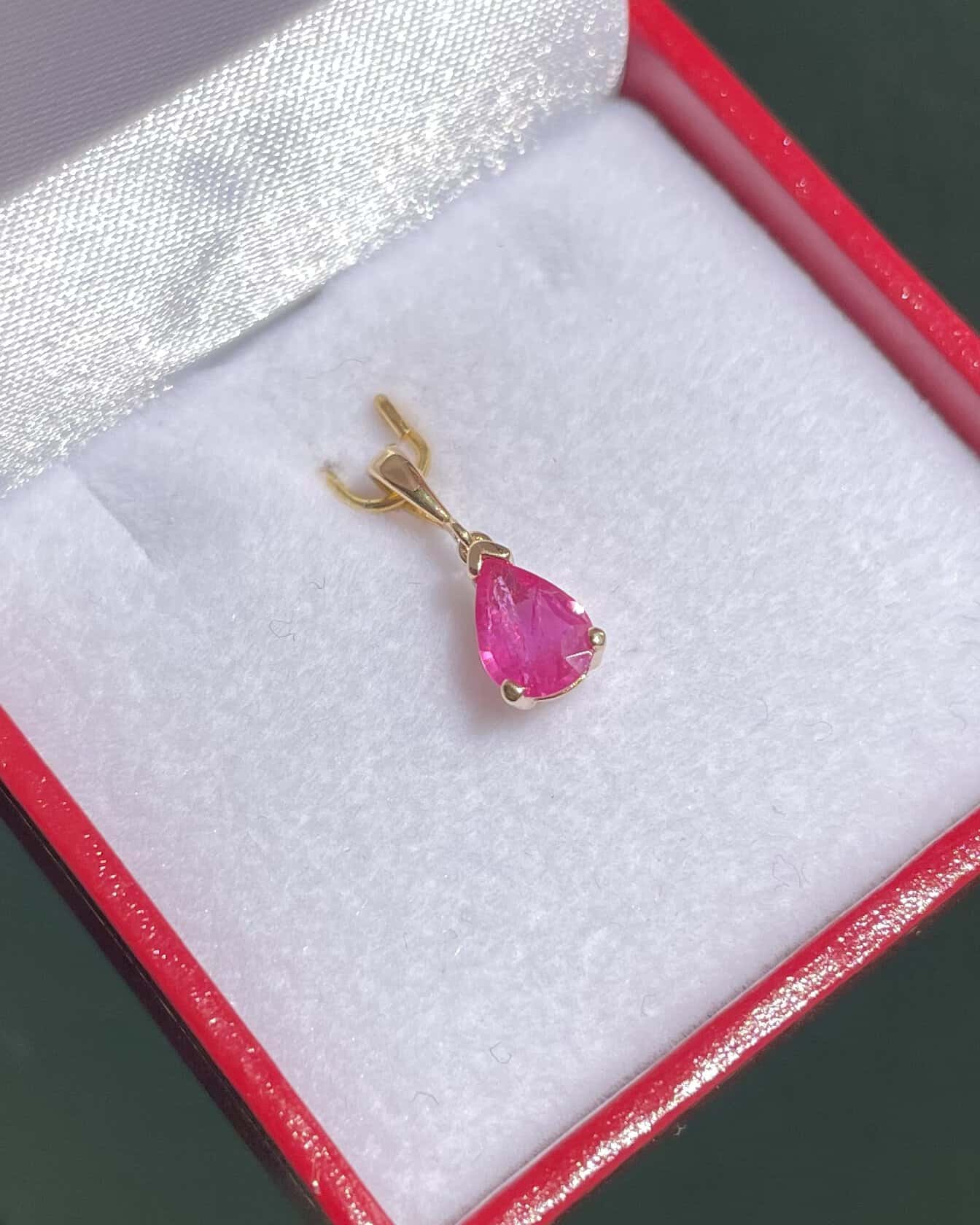Pendentif Vintage Rubis "Lillian"