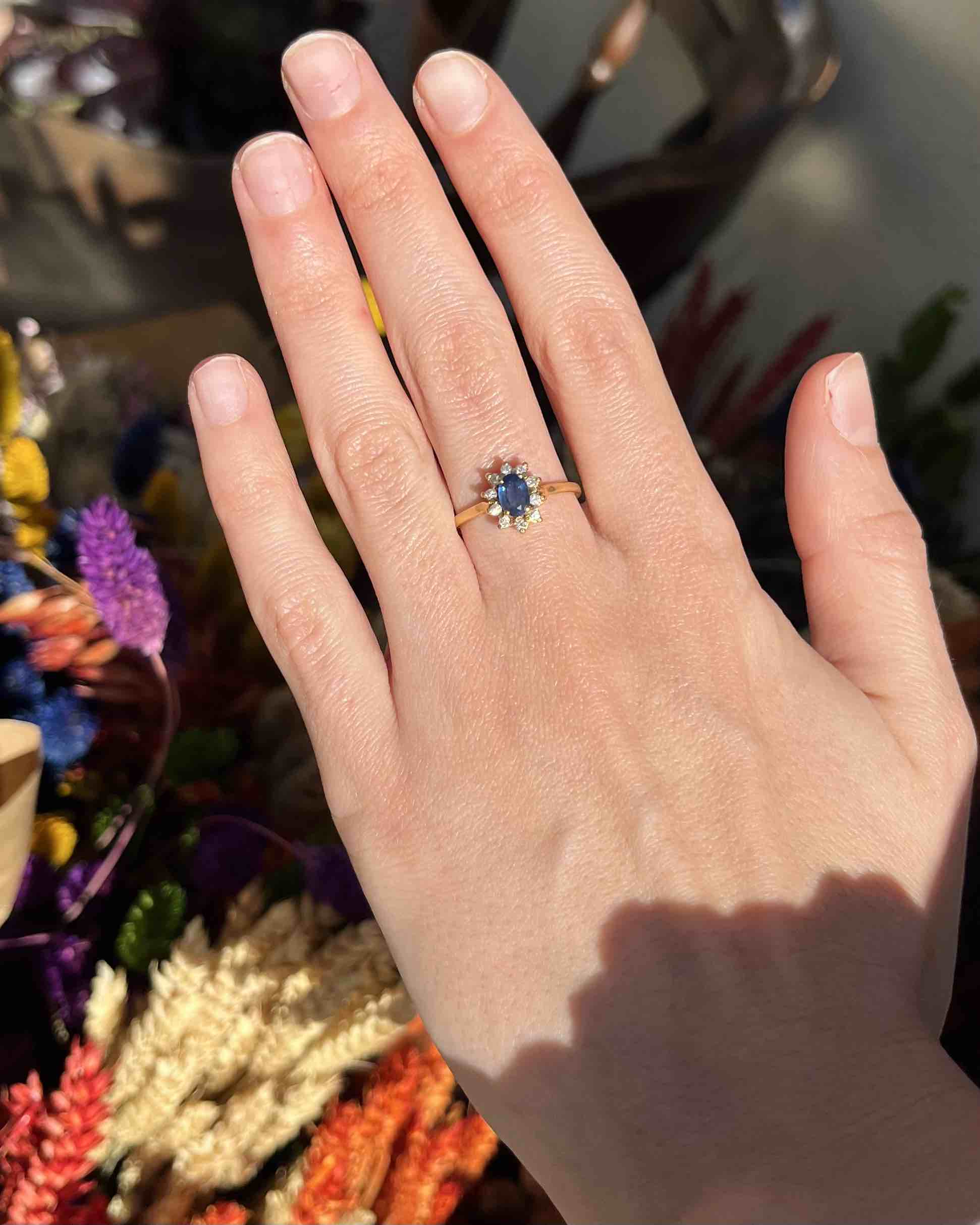 Bague Marguerite diamants & saphir "Loïna"